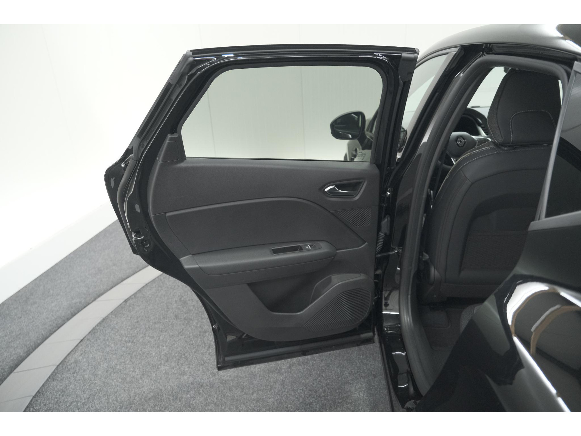 Renault Captur Mild Hybrid 160 EDC Techno | Pack Winter | Camera | Adaptieve Cruise Control | Apple Carplay