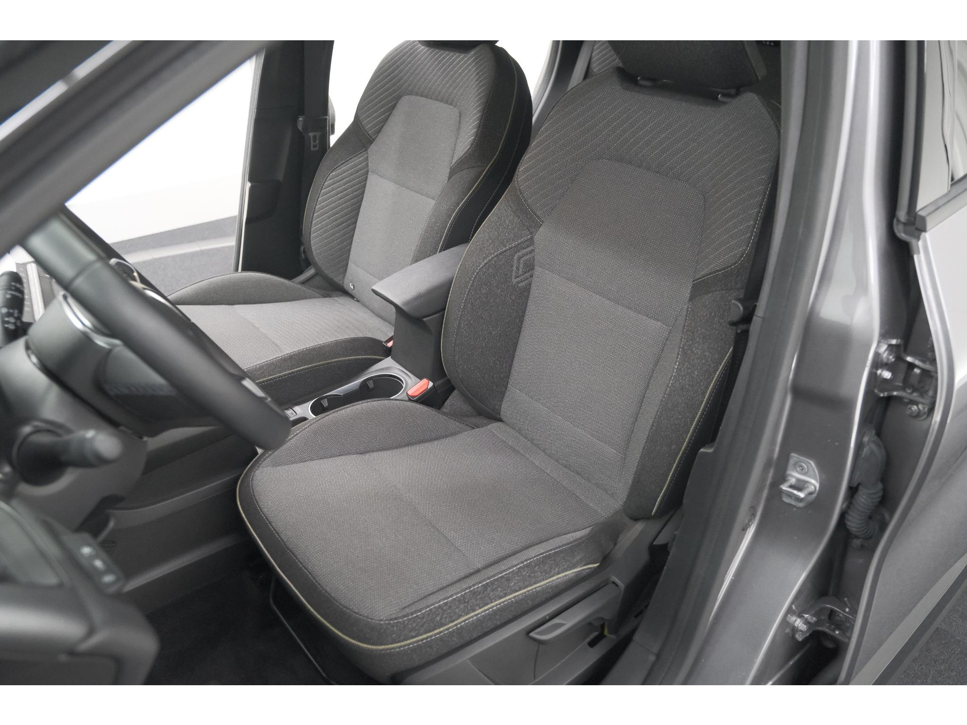 Renault Captur 1.6 E-Tech full hybrid 145 Techno | Camera | Navigatie | Apple Carplay | Parkeersensoren