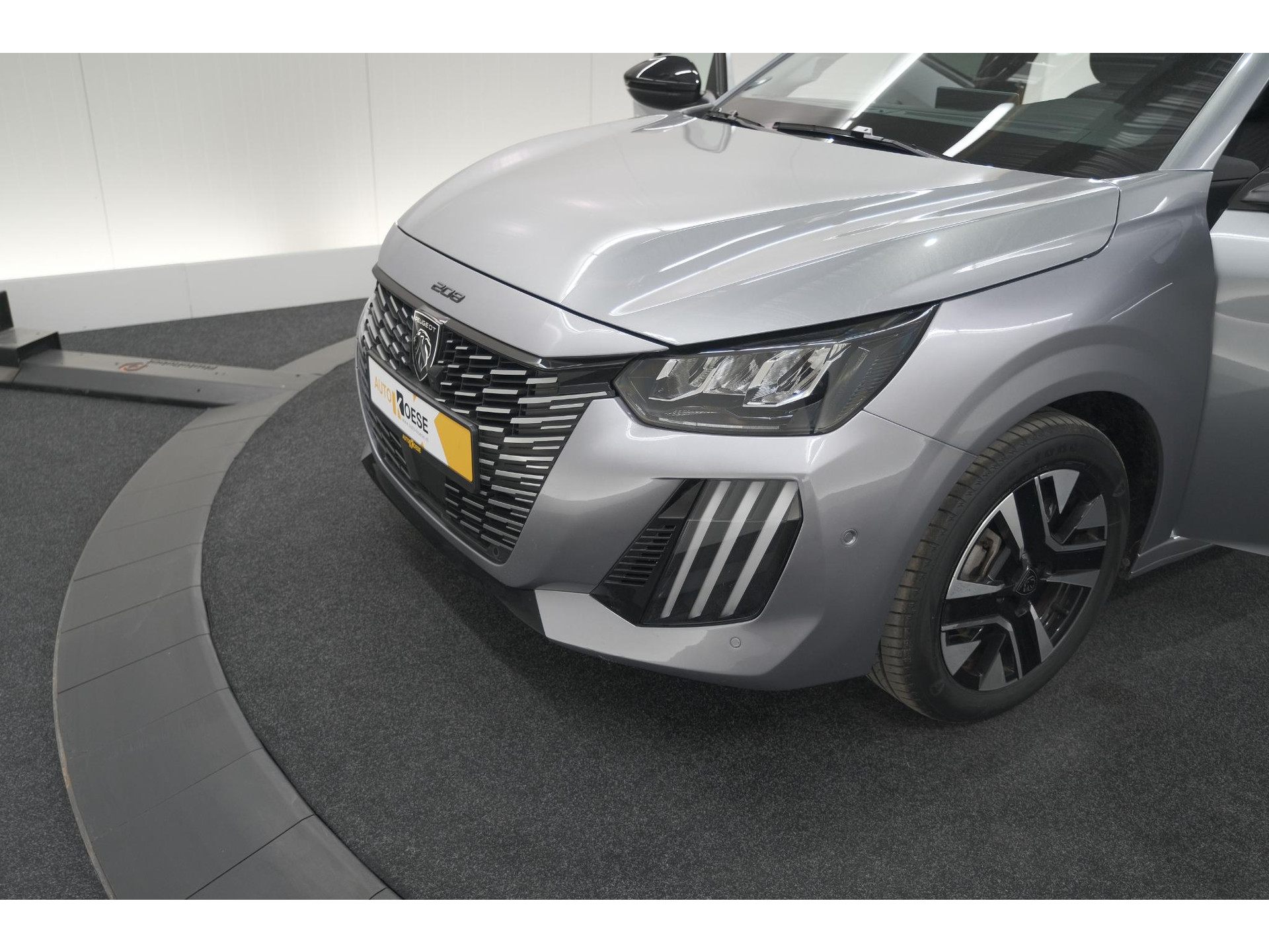 Peugeot 208 PureTech 100 Allure | 360 Camera | Adaptieve Cruise Control | Dodehoekdetectie