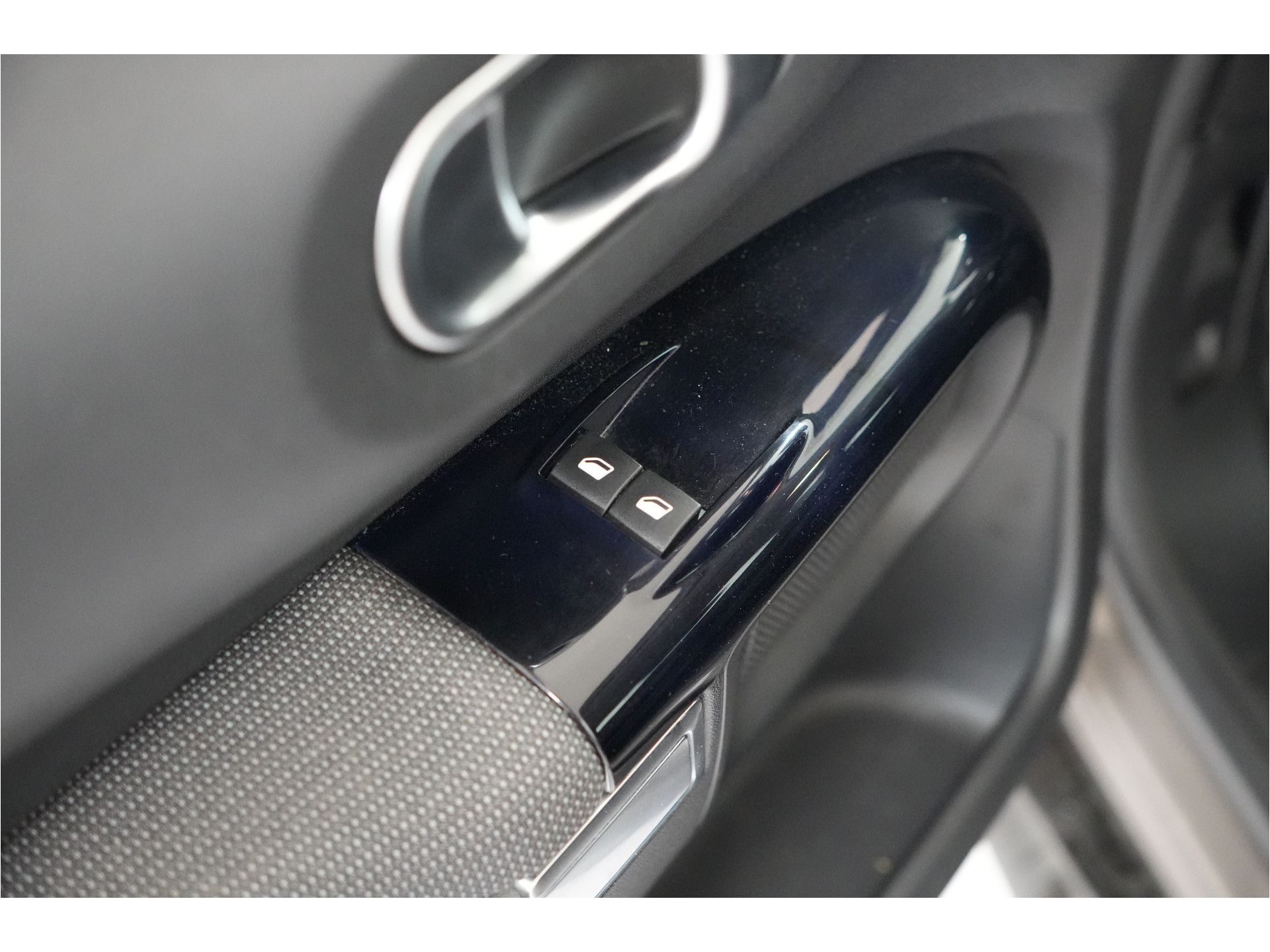 Citroën C4 Cactus 1.6 BlueHDi Feel | Trekhaak | Cruise | Airco |