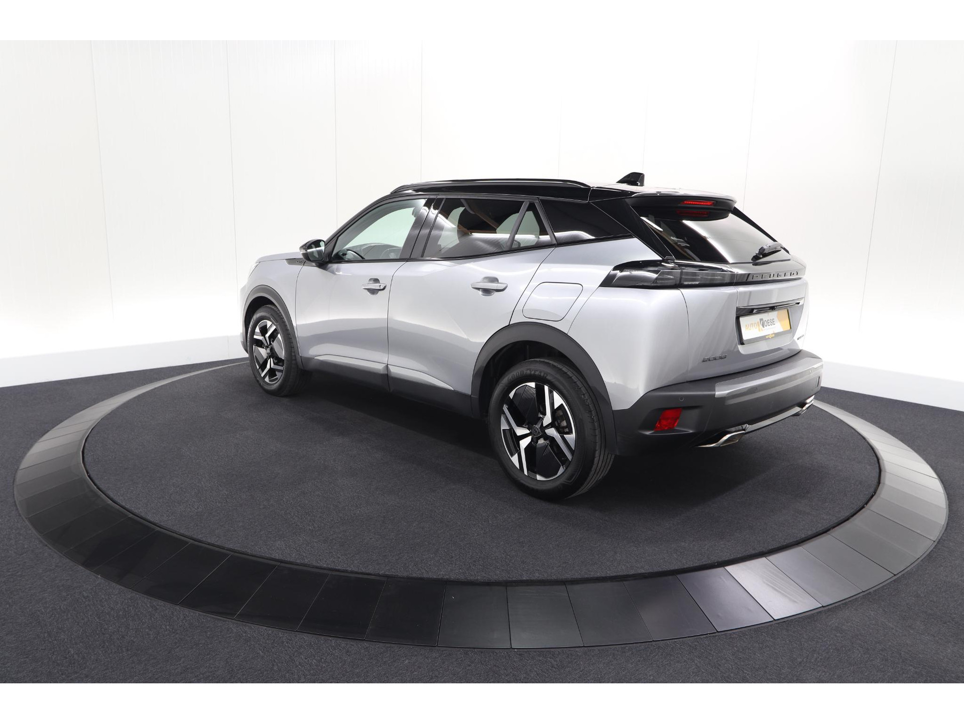 Peugeot 2008 Hybrid 145 e-DCS6 GT | Camera | Apple Carplay | Parkeersensoren