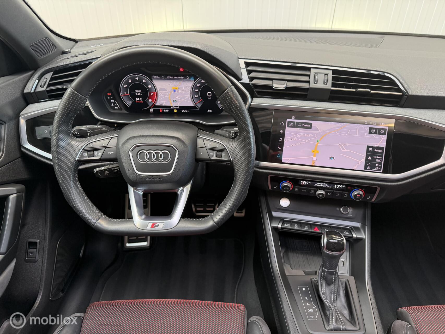 Audi Q3 40 TFSI Quatrro S-tronic 190 PK | 3x S line | 360Cam