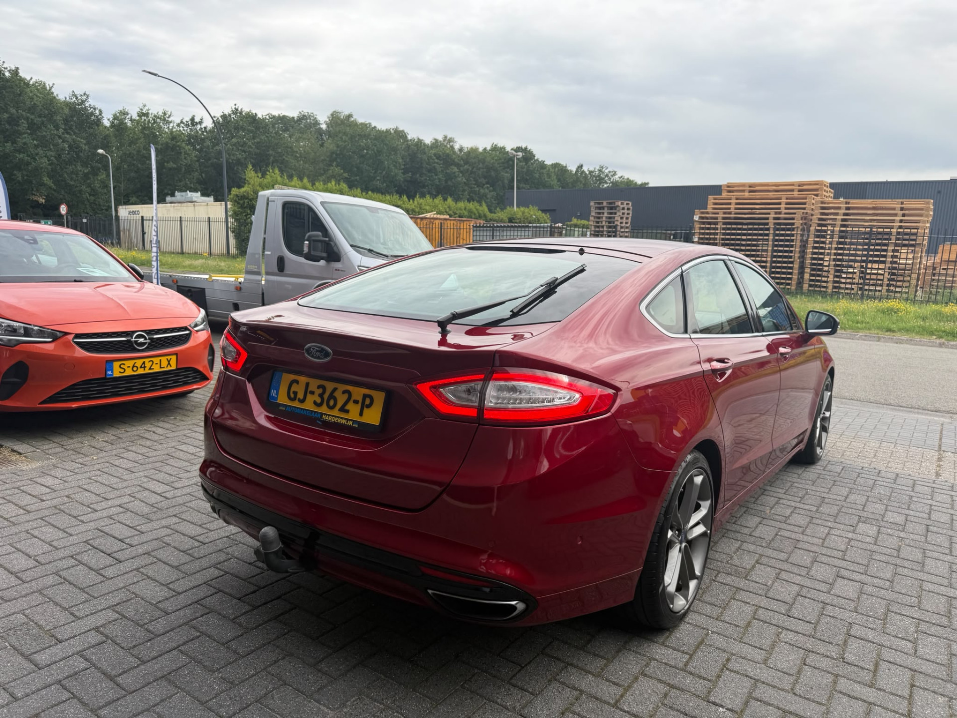 Ford Mondeo 2.0 Titanium | 3E EIGENAAR | 3/6/12MND GARANTIE | AUTOMAAT | LED | DODEHOEK | ACC | NAVI | TREKHAAK |SFEERVERL. | LMV |