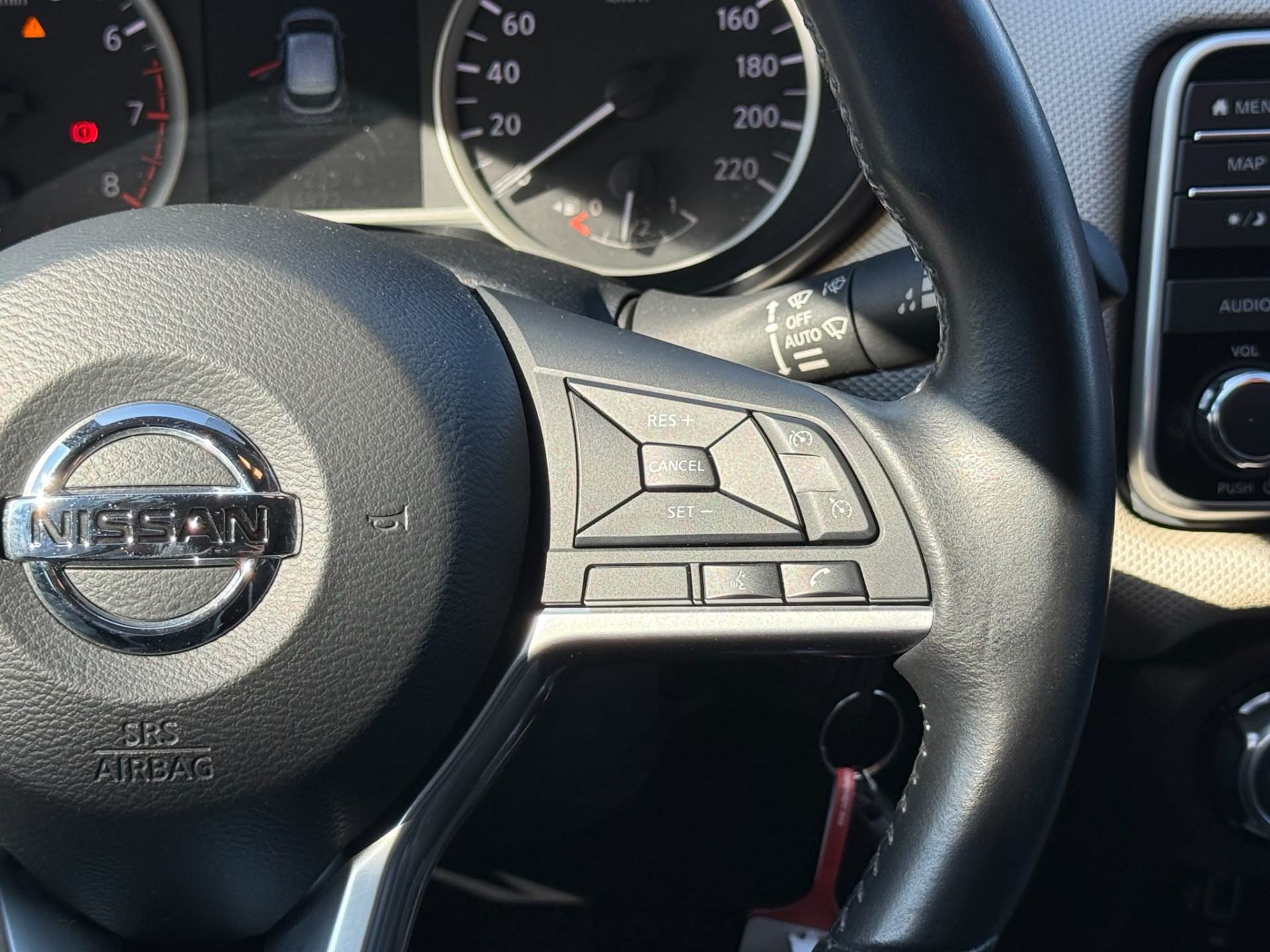 Nissan Micra 0.9 IG-T Tekna | 2E EIGENAAR | 3/6/12MND GARANTIE| CRUISE | NAVI | DAB | CAMERA | AIRCO |