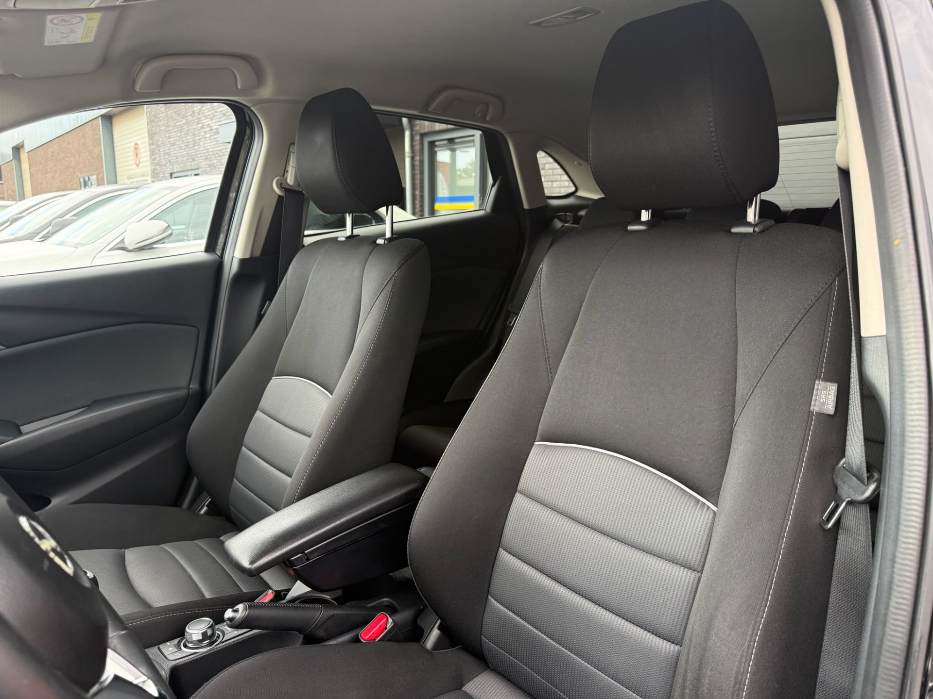 Mazda CX-3 2.0 SkyActiv-G 120 TS+ | 1E EIGENAAR | 3/6 OF 12 MND GARANTIE | NAVI | PDC | STOELVERWARMING |