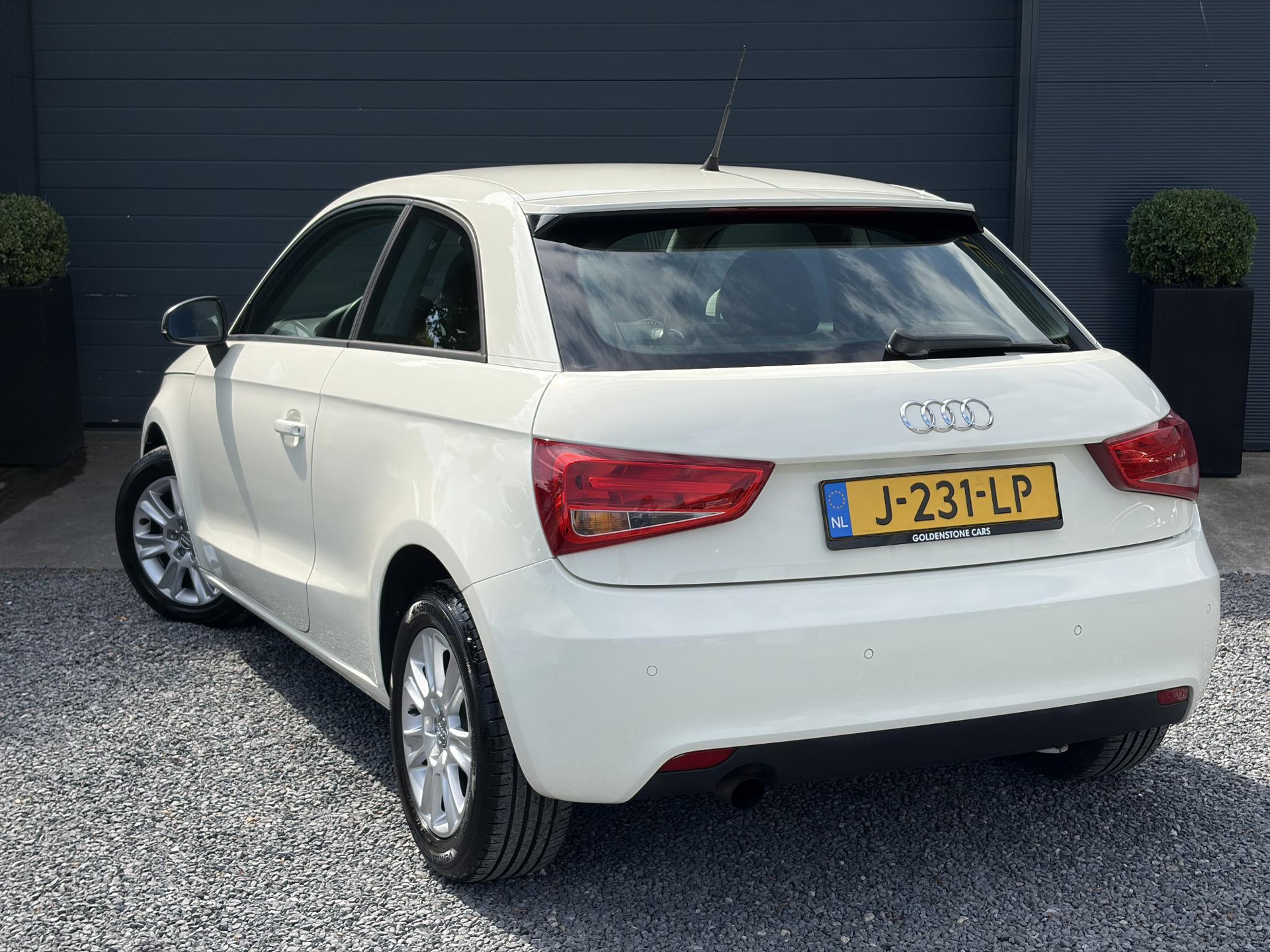 Audi A1 1.2 TFSI Ambition Pro Line ✓Carplay✓Clima✓Stoelverwarming✓Pdc✓Lm velgen✓85pk✓Zeer zuinig✓Apk tot 09-2027