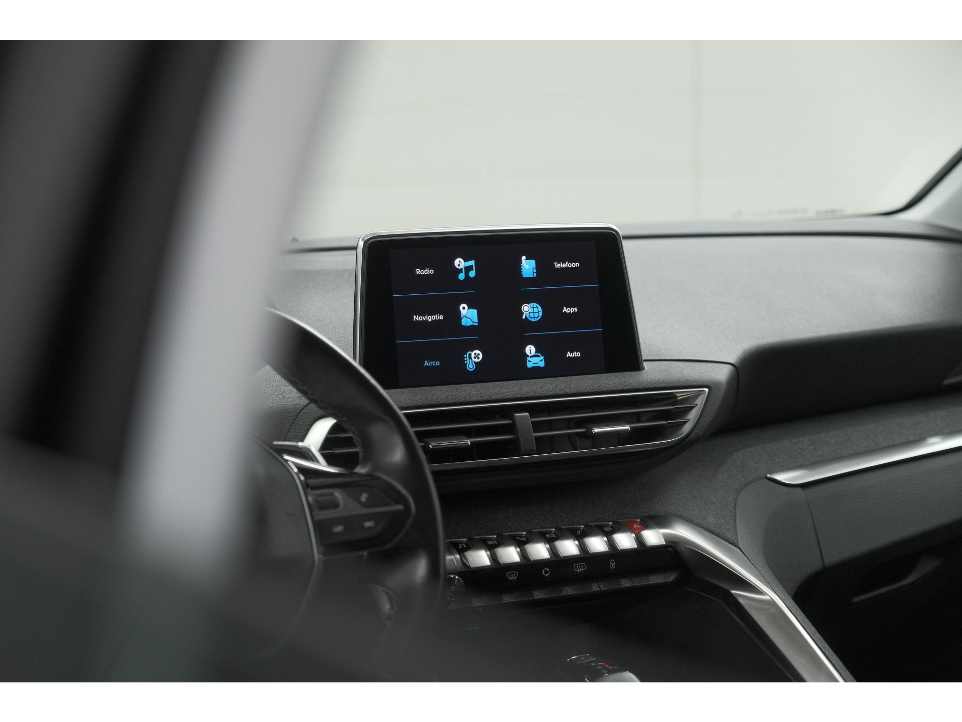 Peugeot 5008 PureTech 130 EAT8 Crossway | Trekhaak | Camera | Navigatie | Apple Carplay