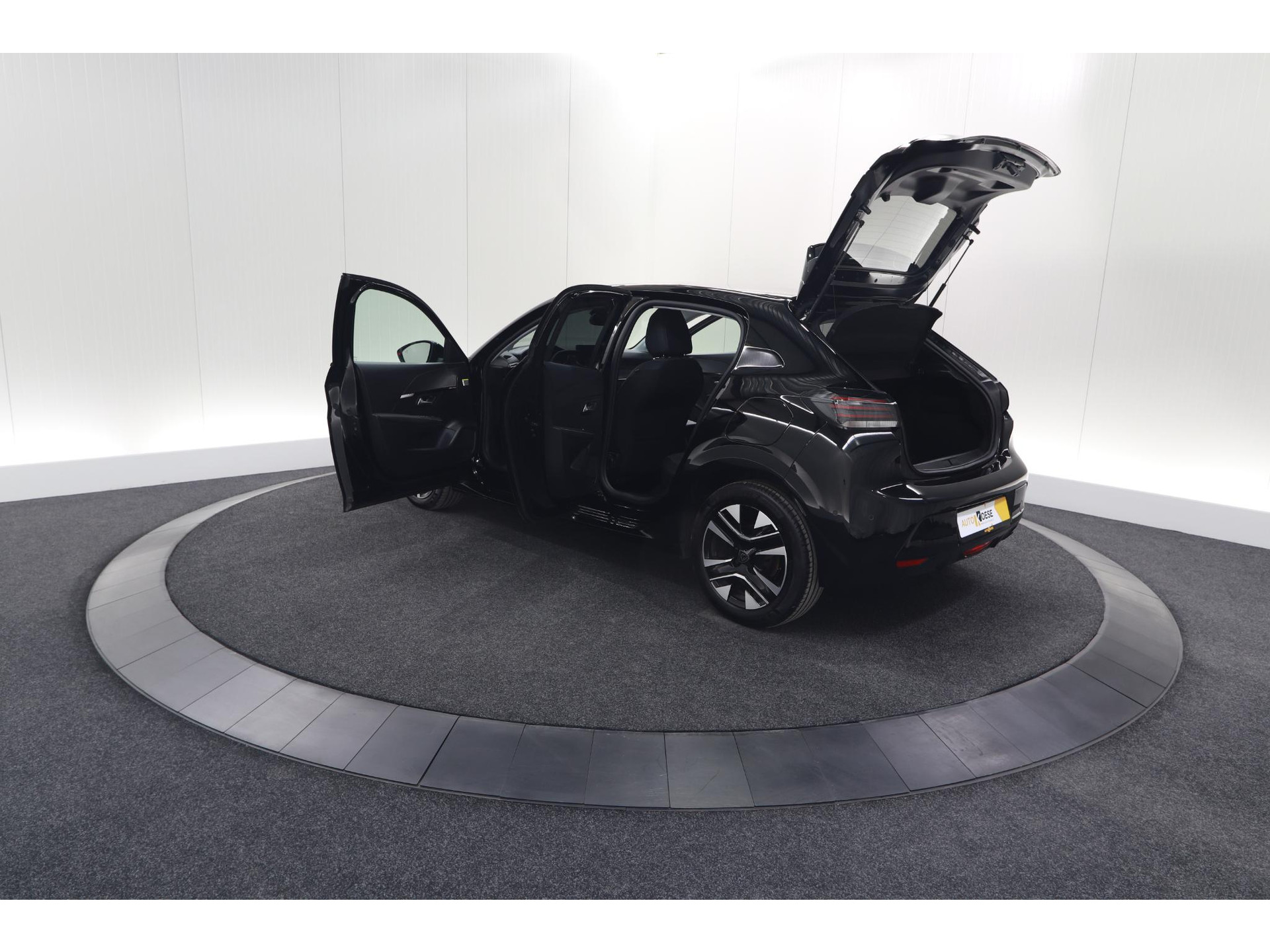 Peugeot 208 PureTech 100 Allure | 360 Camera | Adaptieve Cruise Control | Dodehoekdetectie | Navigatie