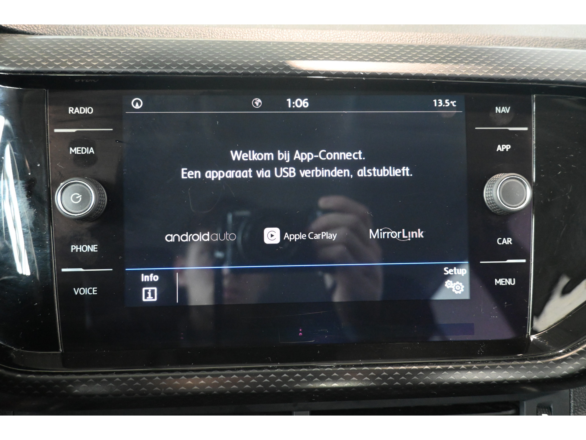 Volkswagen T-Cross 1.0 TSI Life Clima Cruise Control Navigatie Carplay Camera Rijklaarprijs Inruil Mogelijk!