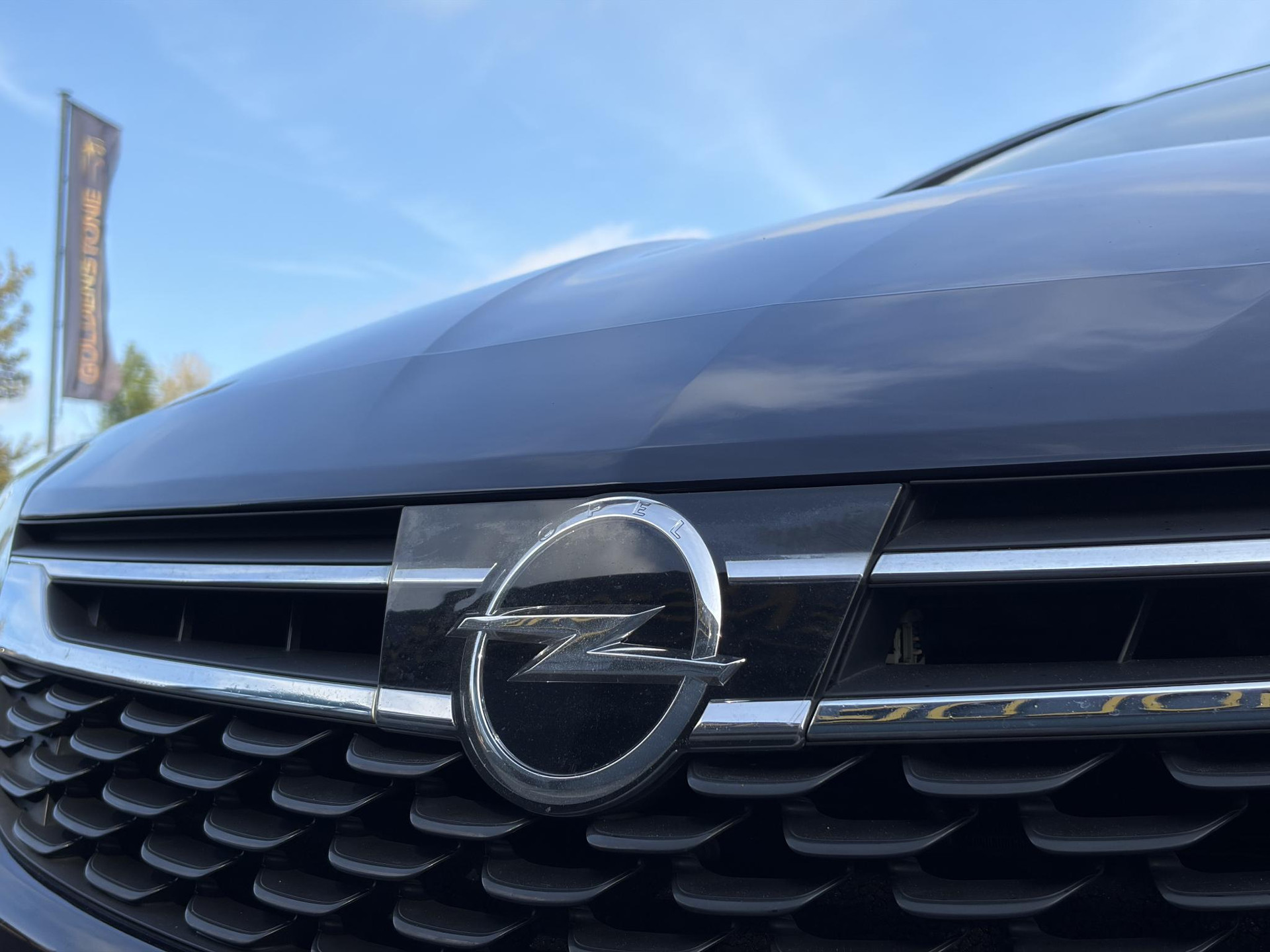 Opel Astra Sports Tourer 1.4 Business Executive ✓2 Eigenaar✓Camera✓Navi✓Trekhaakt✓Carplay✓Stoelverw✓Stuurverw✓Automaat✓Dealer Onderhouden✓Keyless✓Clima✓Cruise✓Pdc V+A✓Halfleder✓Comfortstoelen✓150pk✓Rijstrooksensor✓Dodehoeksensor✓Elekt Stoelen✓Lm velgen✓N.