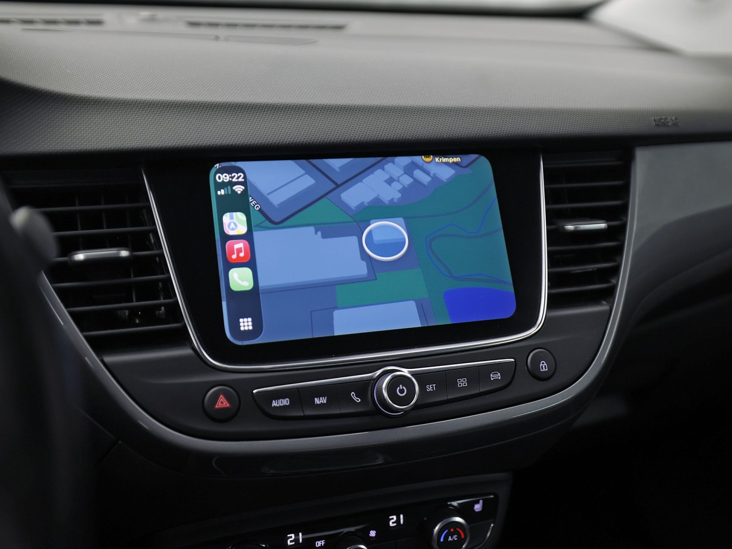 Opel Crossland 1.2 Turbo Elegance (APPLE CARPLAY, GROOT NAVI, CLIMATE, STUUR/STOELVERWARMING, SPORTSTOELEN, TREKHAAK, GETINT GLAS, CRUISE, NIEUWSTAAT)