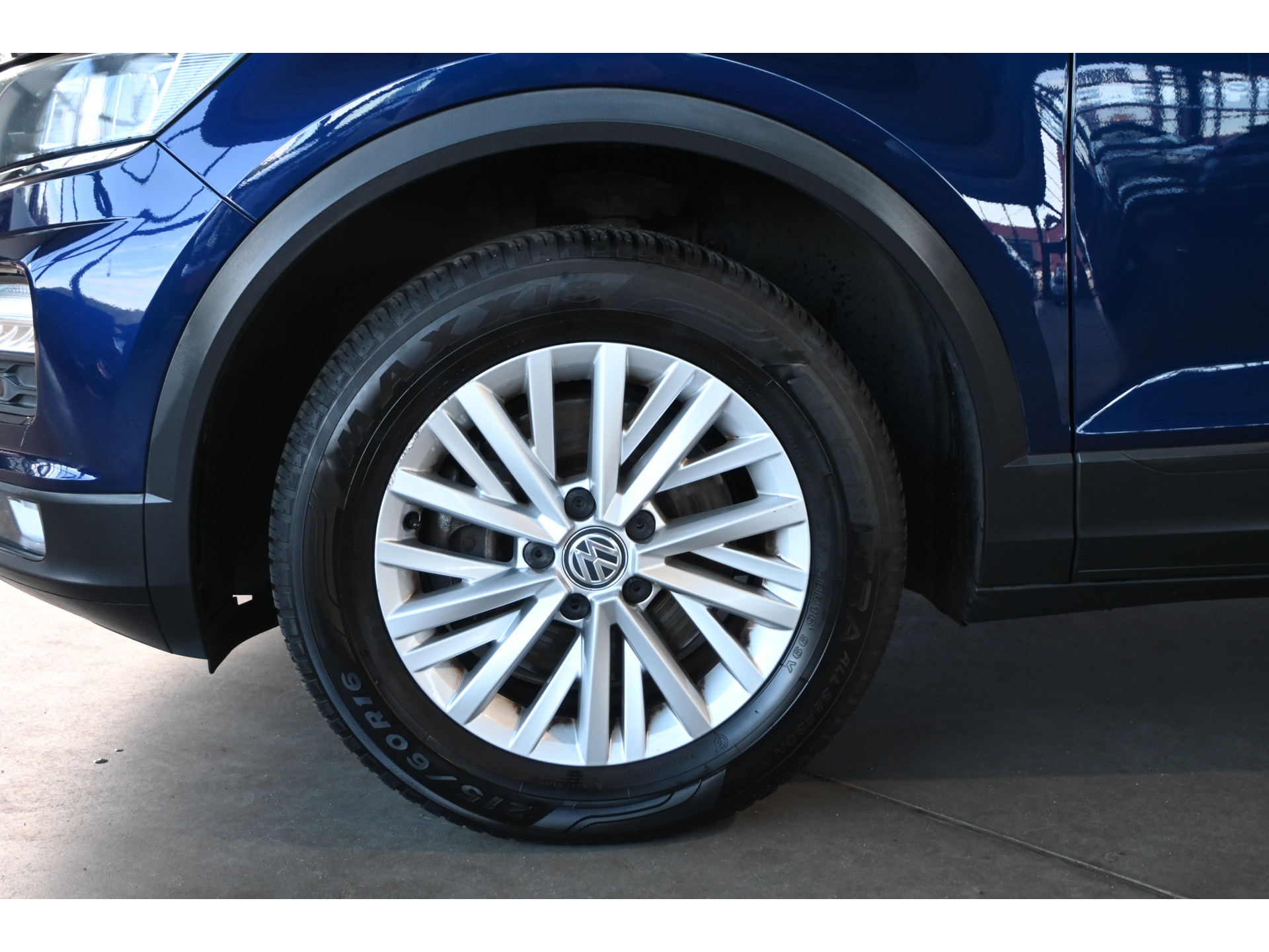 Volkswagen T-Roc 1.0 TSI Style Clima Adaptieve cruise Navigatie PDC Licht metaal Inruil mogelijk