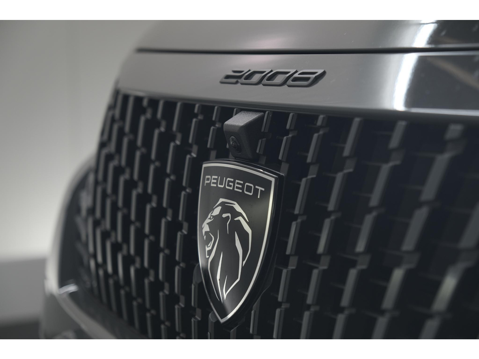 Peugeot 2008 PureTech 130 EAT8 GT | 360 Camera | Stoelmassage | Adaptieve Cruise Control | Dodehoekdetectie