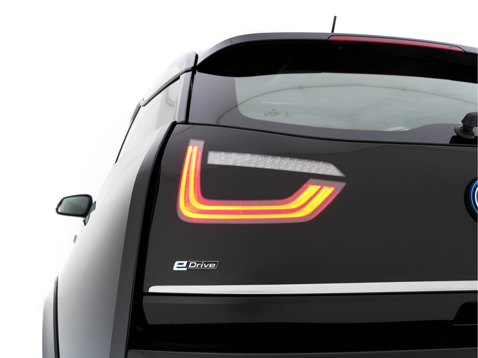 BMW i3 Basis 120Ah Sport 42 kWh [ 3-Fase-11kW ] {SOH-100%} (INCL-BTW) *HEATPUMP | FULL-LED | NAVI-FULLMAP | KEYLESS | COMFORTSEATS | ECC | CCS-FASTLOADER | PDC | DIGI-COCKPIT | CRUISE | 20''ALU*