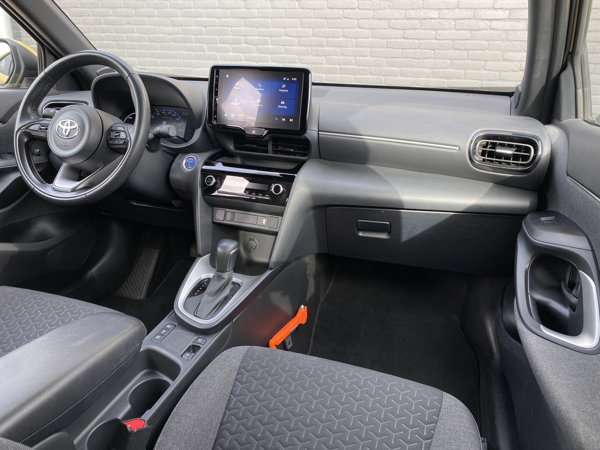 Toyota Yaris Cross 1.5 Hybrid First Edition | 1e eigenaar | dealer onderh. | trekhaak | navigatie | camera | led koplamp | NL auto