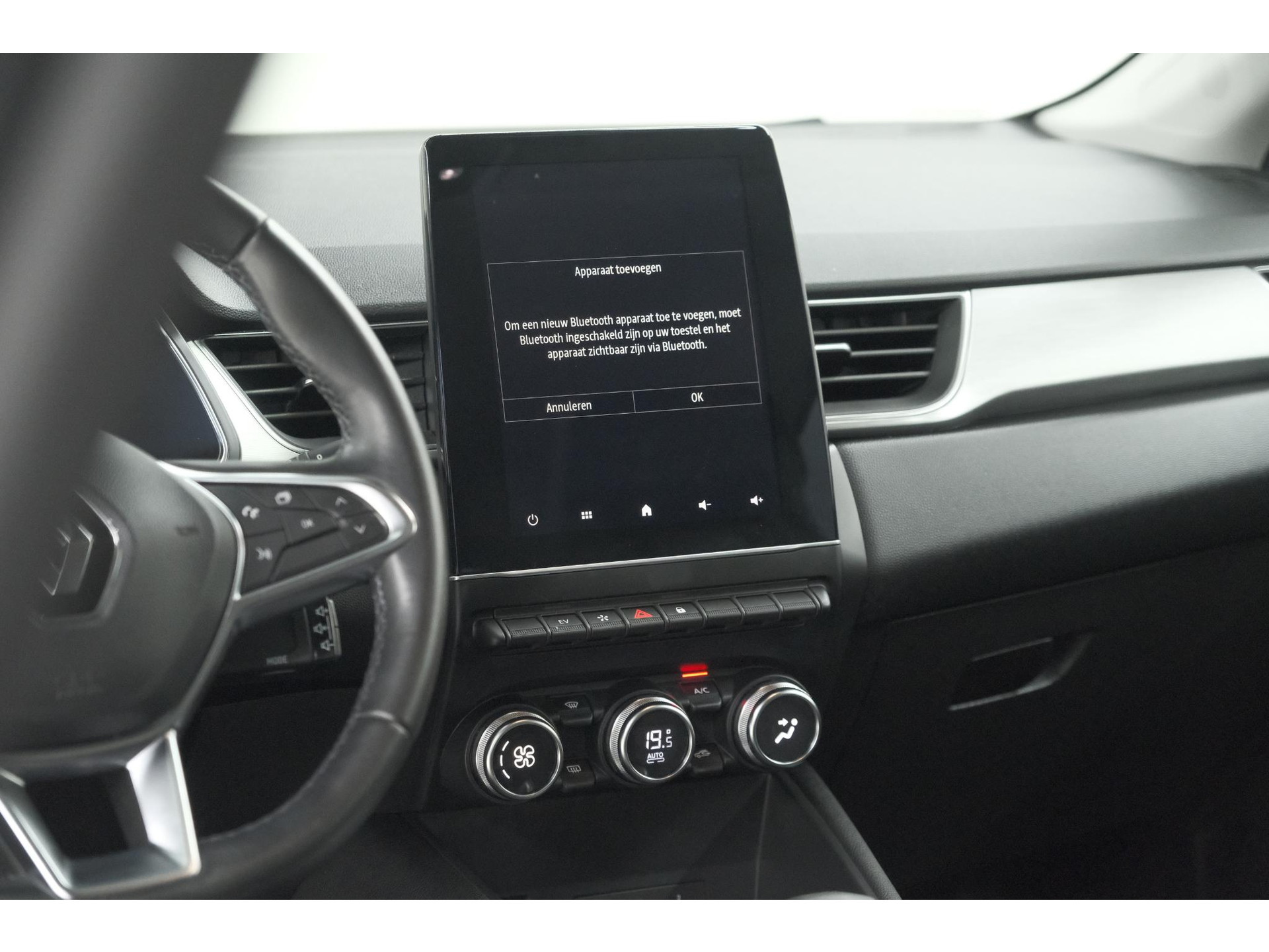 Renault Captur 1.6 E-Tech Plug-in Hybrid 160 Intens | Camera | 9.3 Inch Groot Scherm | Apple Carplay | Parkeersensoren