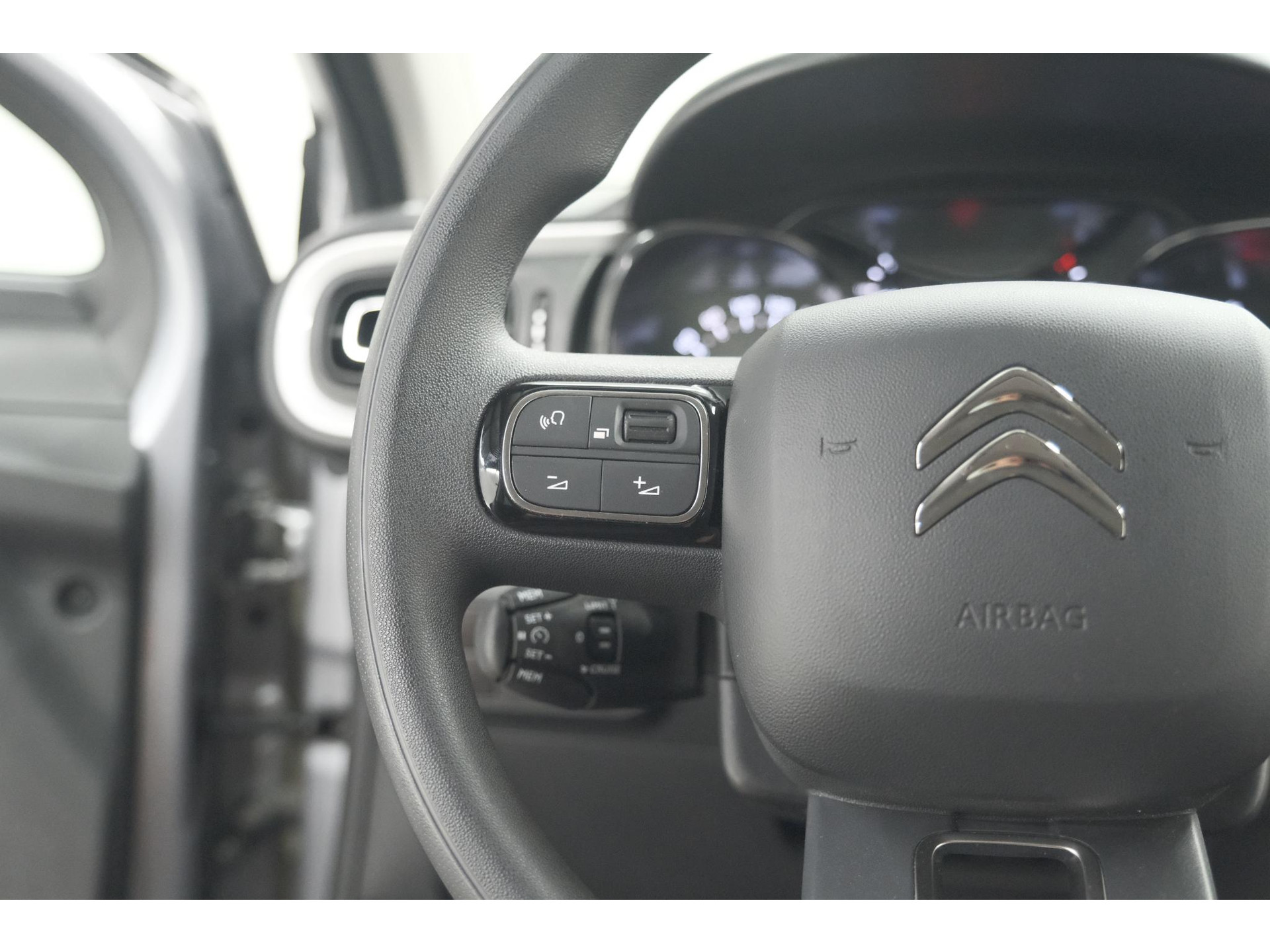 Citroen C3 PureTech 110 EAT6 Max | Apple Carplay | Parkeersensoren | Climate Control | 16 Inch Lichtmetalen Velgen