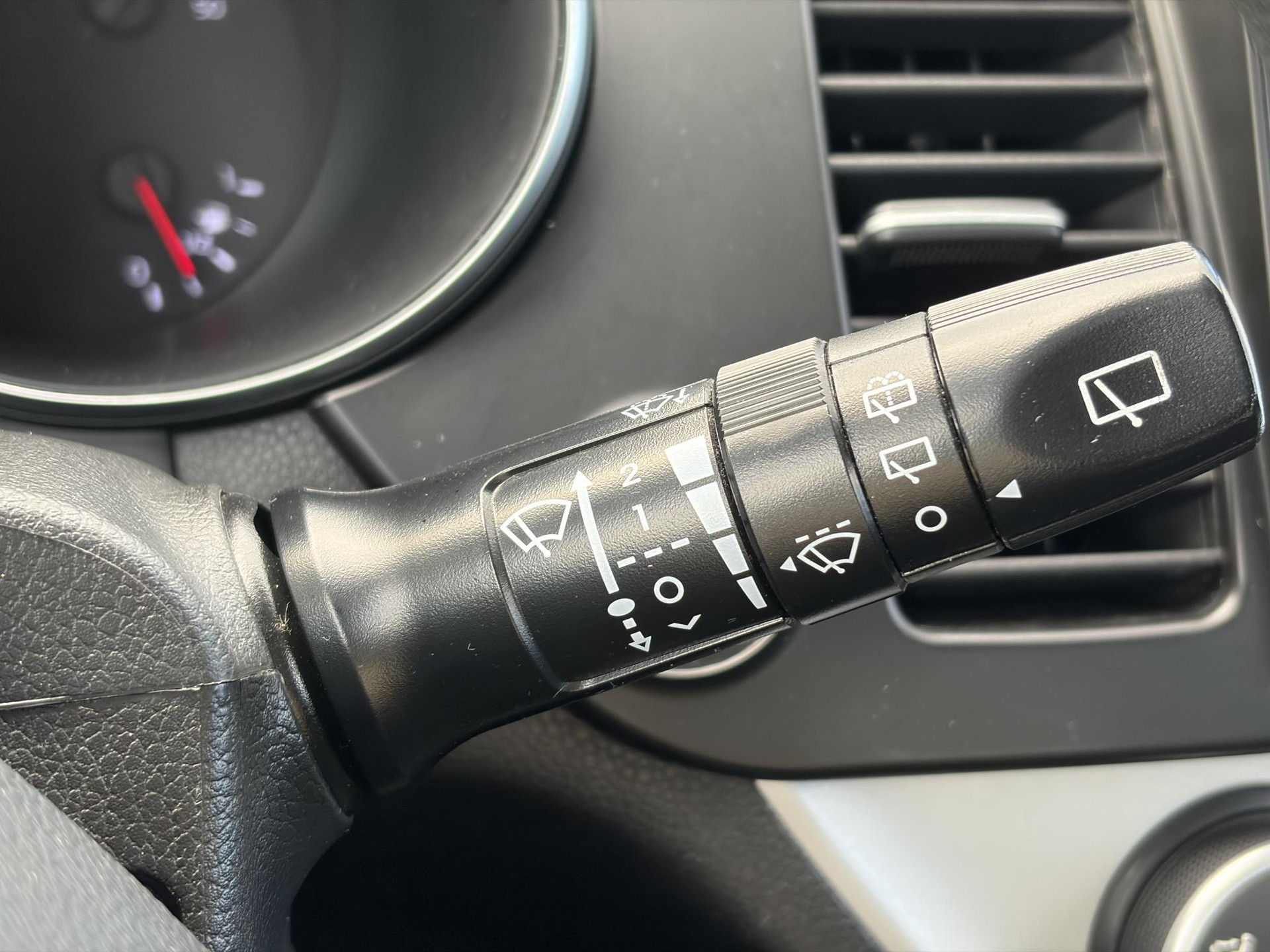 Kia Picanto 1.0 CVVT ComfortLine ✓Carplay✓Airco✓Navi✓5 Deurs✓4 Elekt Ramen✓Bj 10-2015✓Zeer Zuinig✓N.A.P✓Nieuwe Apk bij Aflevering