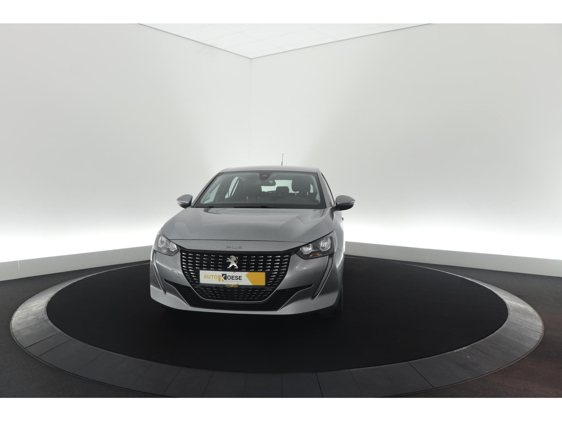 Peugeot 208 PureTech 100 EAT8 Allure | Parkeersensoren | Stoelverwarming | Apple Carplay | Climate Control