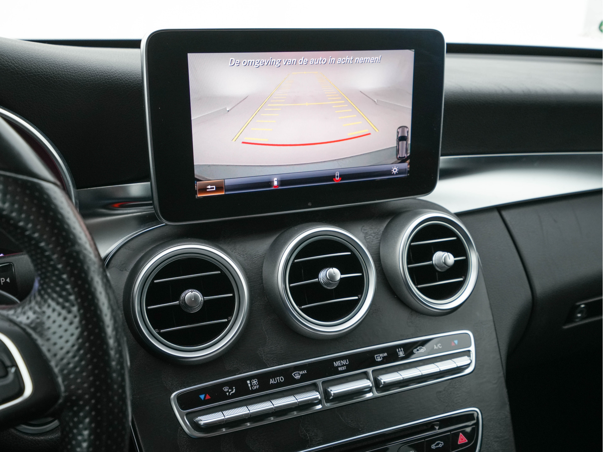 Mercedes-Benz C-klasse Estate 350 e Lease Edition Plug-in (INCL-BTW) Aut. *LUXURY-LEATHER | NAVI-FULLMAP | SHIFT-PADDLES | MEMORY-PACK | HEATED-SPORTSEATS | FULL-LED | CAMERA | CRUISE | AMBIENT-LIGHT | AIRMATIC | 17"ALU*