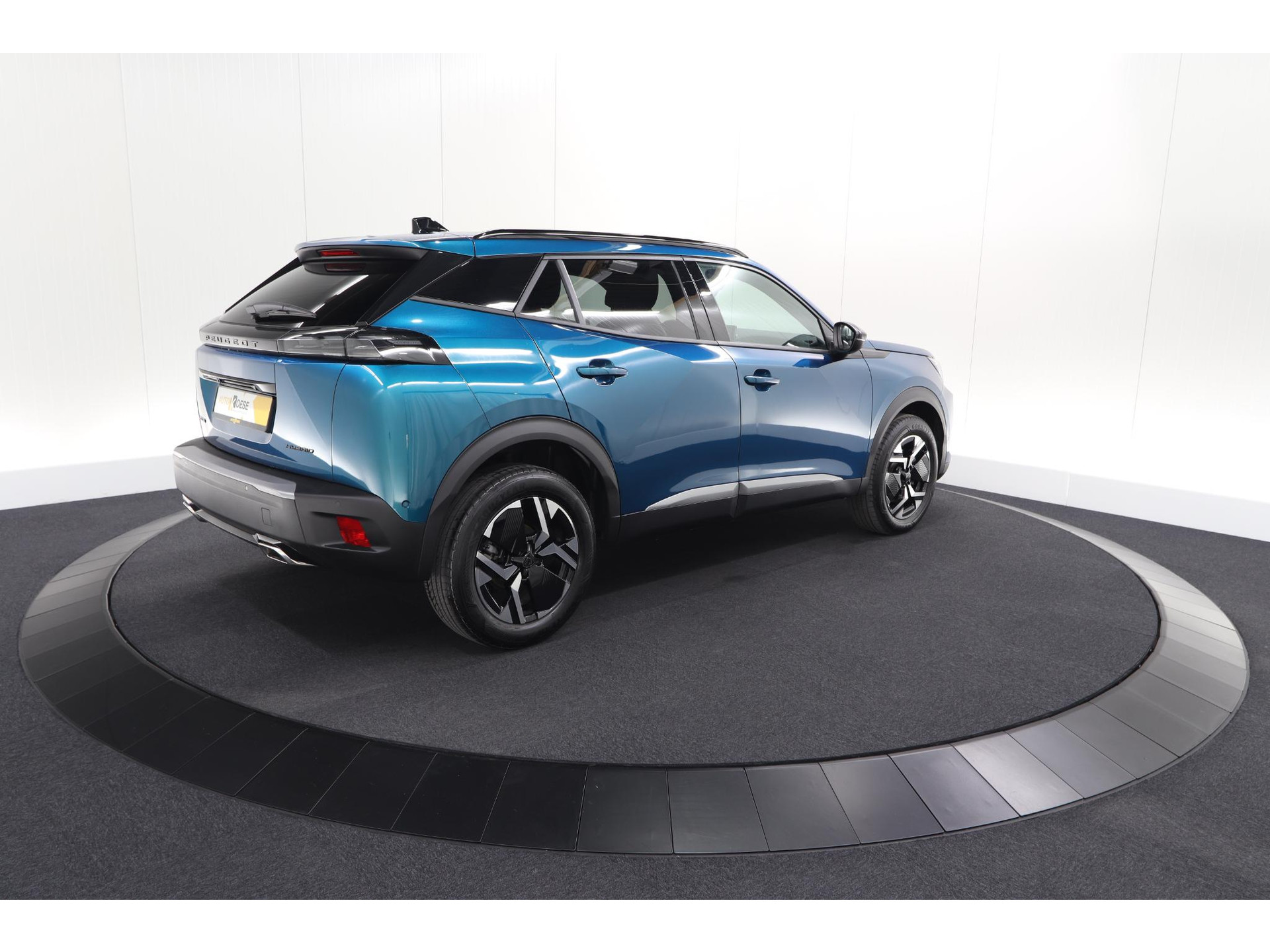 Peugeot 2008 1.2 Hybrid 145 Allure | 360 Camera | Adaptieve Cruise Control | Dodehoekdetectie