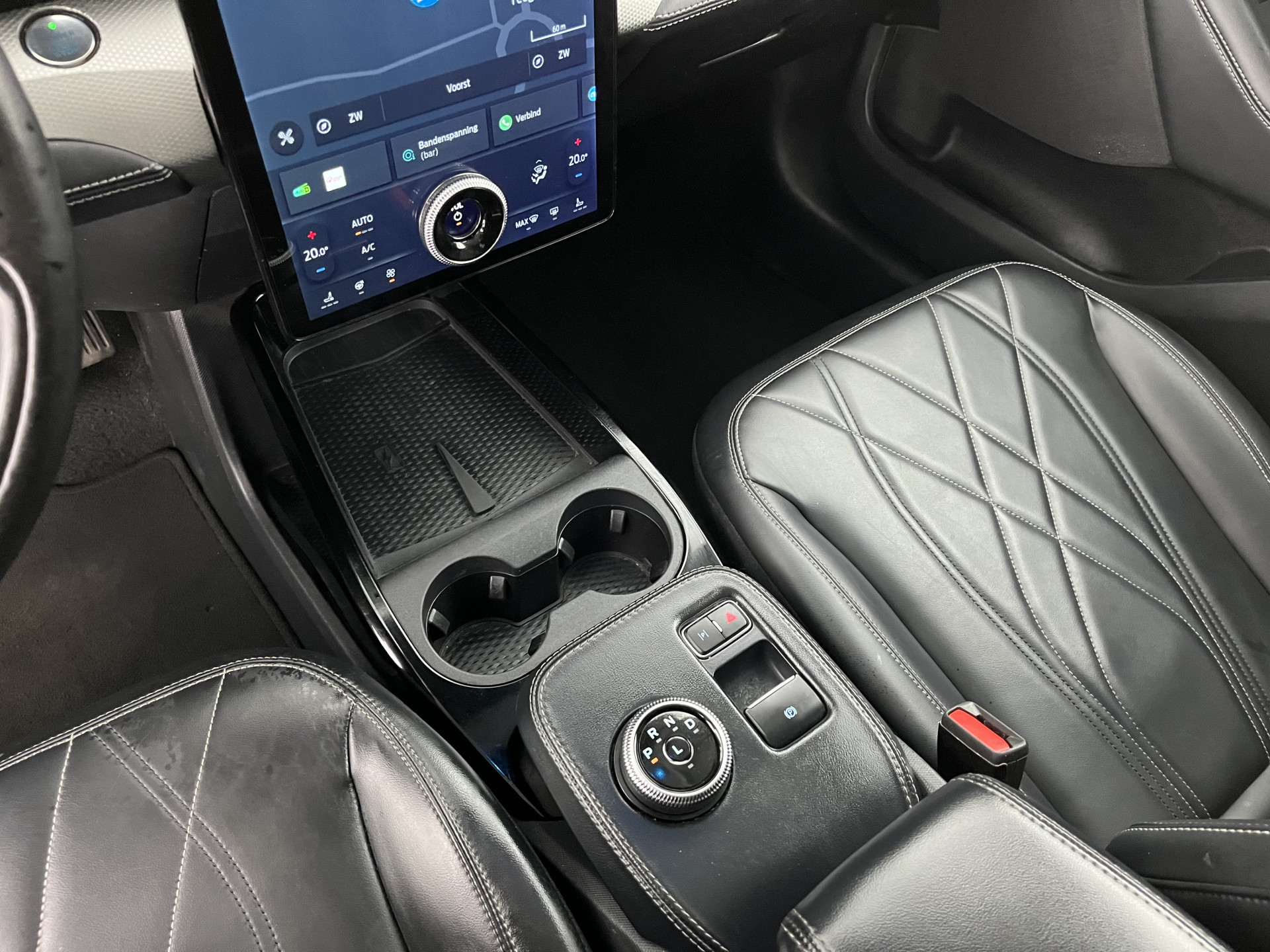 Ford Mustang Mach-E RWD 75 kWh [ 3-Fase-11kW ] {SOH-83%} (INCL-BTW)  Aut. *LEATHER | FULL-LED | DAB | DIGI-COCKPIT | KEYLESS | NAVI-FULLMAP | CARPLAY | HEATED-COMFORTSEATS | TOPVIEW | ADAPTIVE-CRUISE | PRIVACY-GLASS | 18'' ALU*