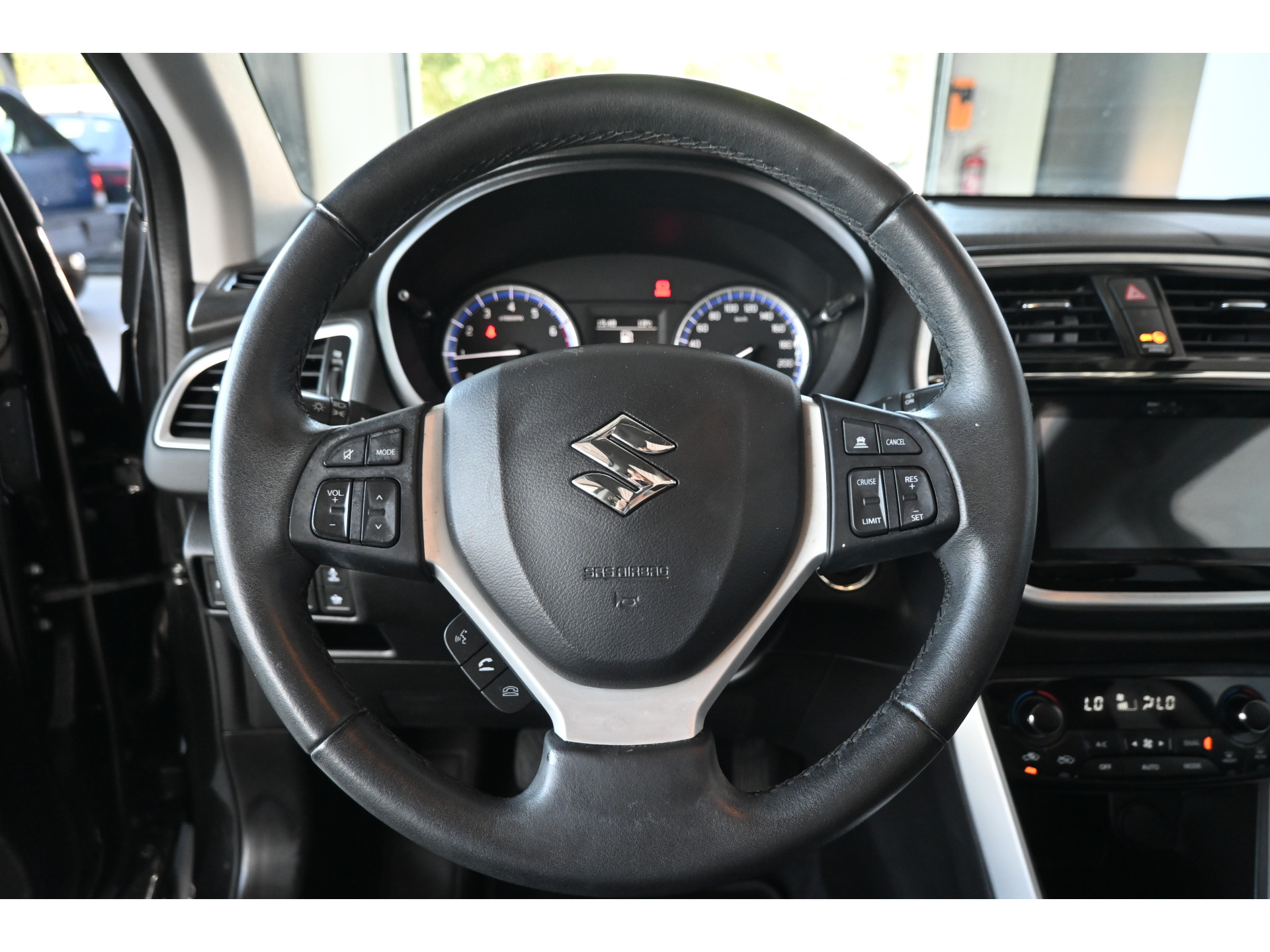 Suzuki S-Cross 1.0 Boosterjet Stijl Clima Navigatie Panoramadak Stoelverwarming Goed Onderhouden! Inruil Mogelijk!