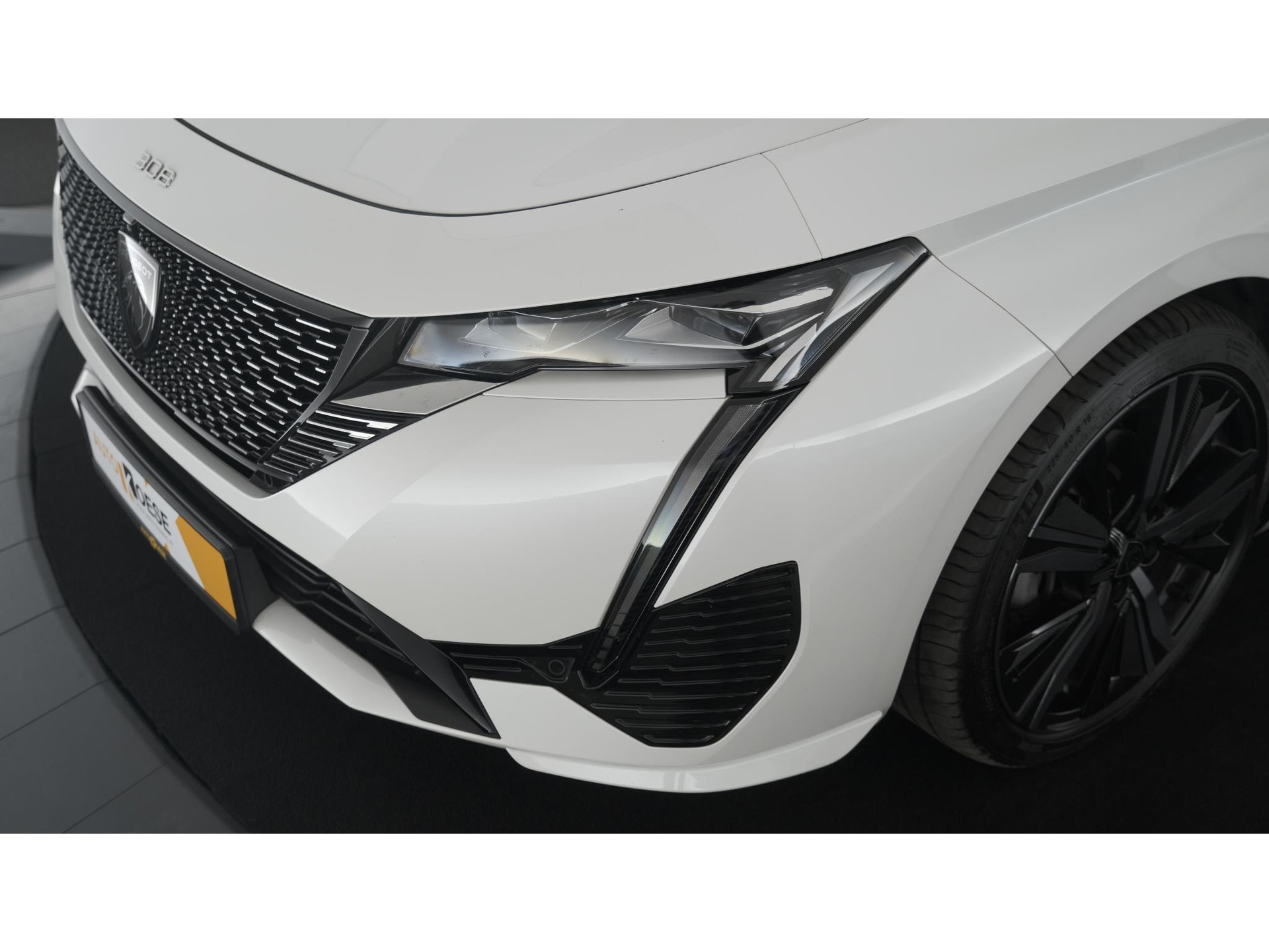 Peugeot 308 PureTech 130 GT Pack Business | Camera | Dodehoekdetectie | Apple Carplay