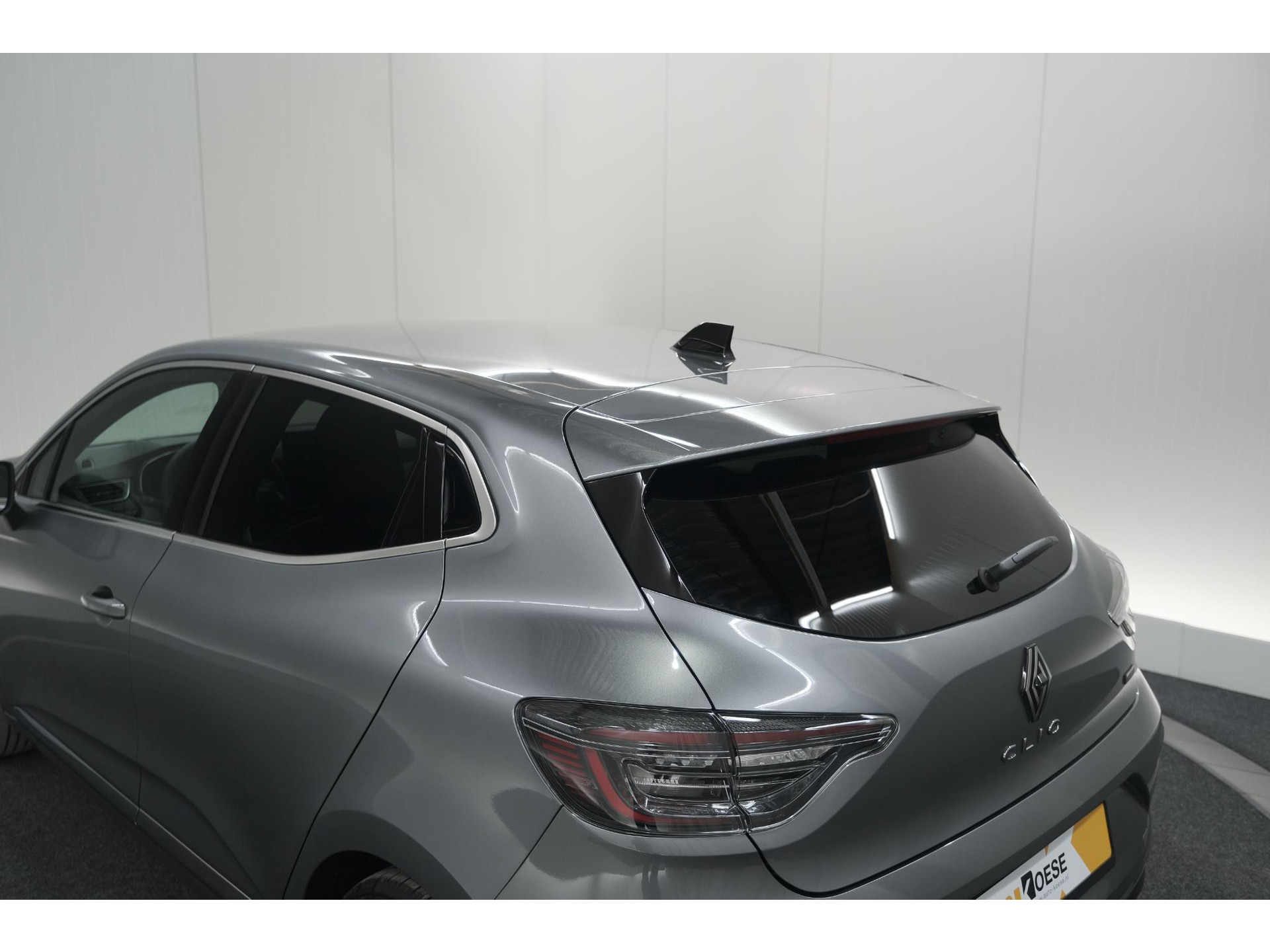 Renault Clio 1.6 E-Tech Full Hybrid 145 Techno | 360 Camera | Bose Audio | Stoelverwarming | 9.3 Inch Groot Scherm