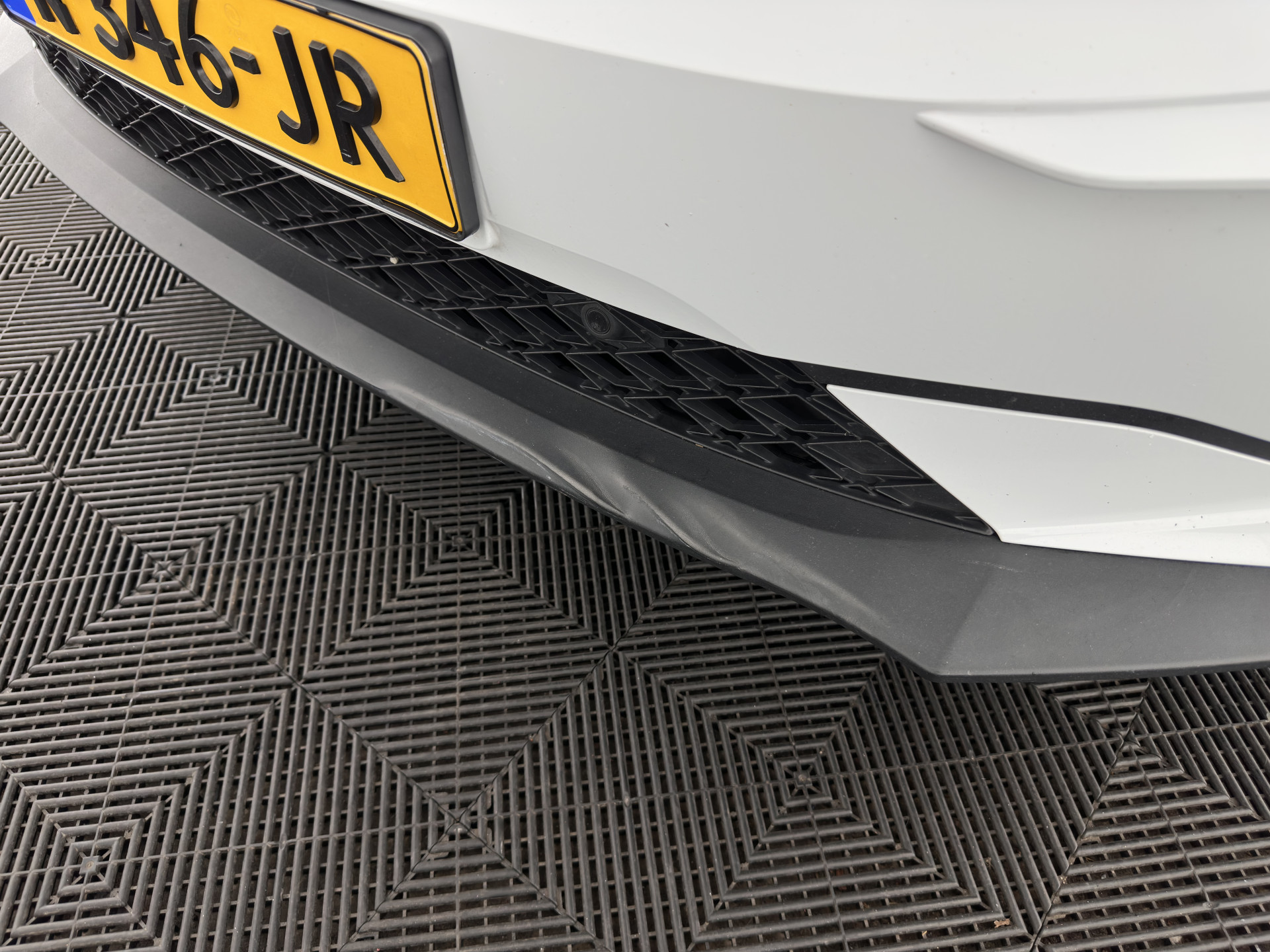 ŠKODA Enyaq iV 80 {SOH-90%} [ 3-Fase ] (INCL-BTW) *LEATHER-FABRIC | FULL-LED | DIGI-COCKPIT | CAMERA | KEYLESS | NAVI-FULLMAP | AMBIENT-LIGHT | ECC | HEATED-COMFORTSEATS | DAB+ | PDC | CRUISE | CARPLAY | TOWBAR | 19"ALU*