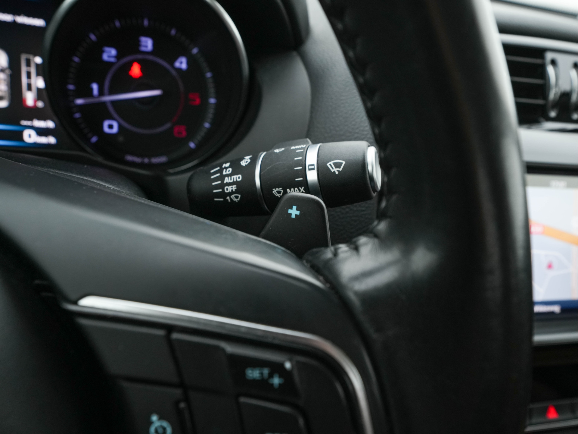 Jaguar XE 2.0 D Pure ( ⚠️ ) Aut. *LEATHER | NAVI-FULLMAP | HEATED-COMFORTSEATS | CAMERA | ECC | SHIFT-PADDLES | LANE-ASSIST | PDC | SHIFT-PADDLES | LANE-ASSIST | JAGUAR-AUDIO | CRUISE | 17''ALU*