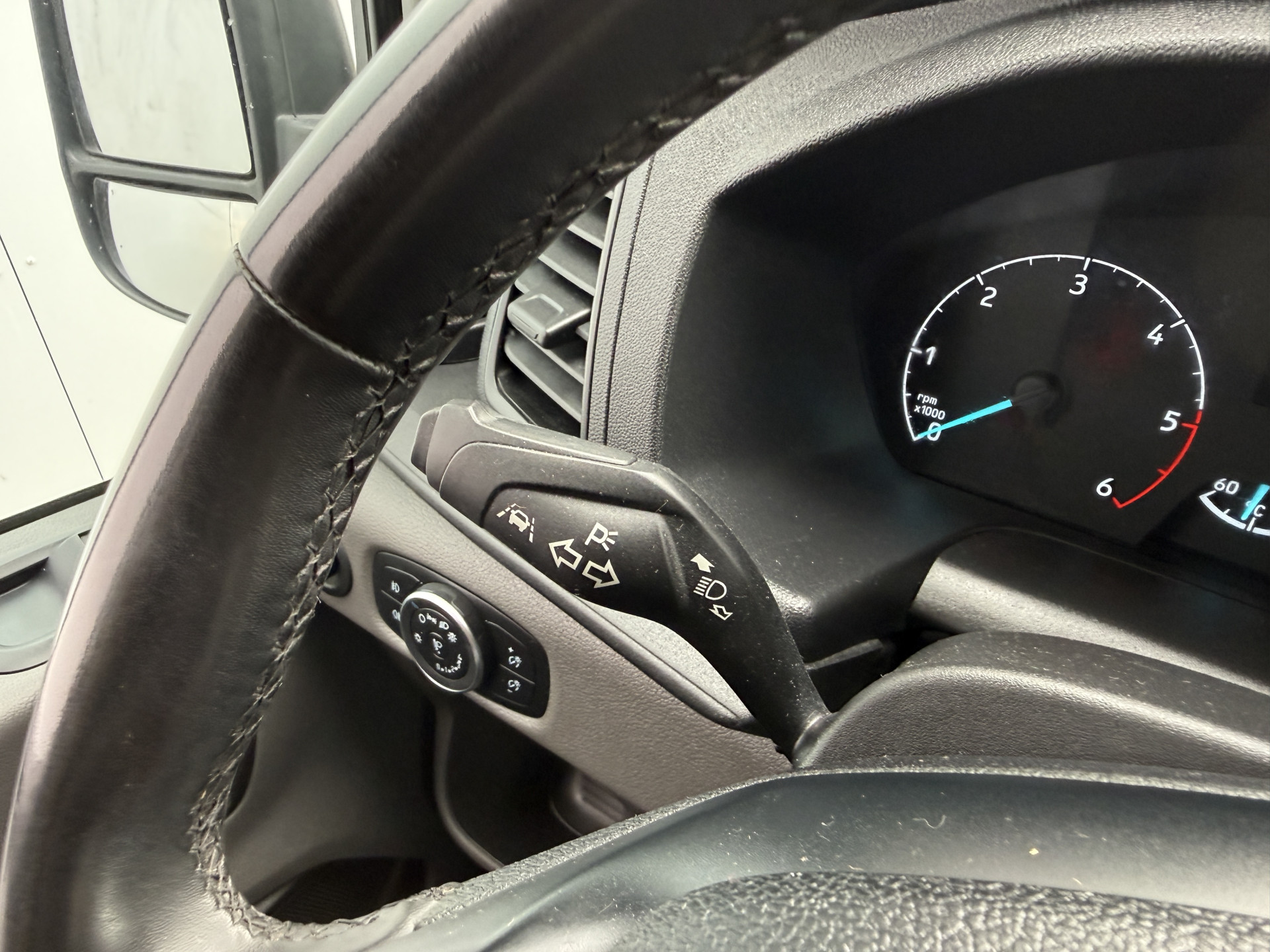 Ford Transit DC 2.0 TDCI 170PK L4H3 Dubbele Cabine 6-Stoelen Airco Cruise Control Camera Parkeersensoren v+a