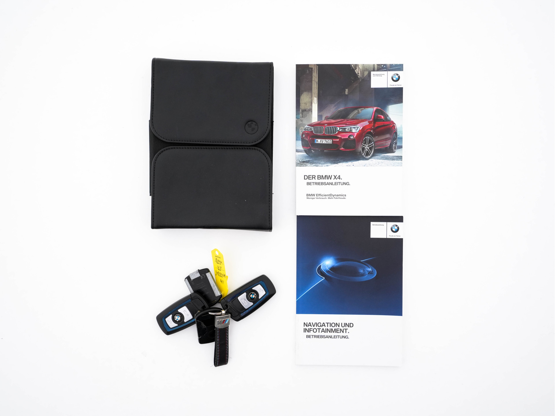 BMW X4 xDrive35d Centennial High Executive M-Sportpack Aut. *PANO | HEAD-UP | LEATHER-FABRIC | FULL-LED | ADAPTIVE-CRUISE | MEMORY-PACK | CAMERA | NAVI-FULLMAP | HEATED-SPORTSEATS | TOWBAR | PRIVACY-GLASS | SHIFT-PADDLES | 20''ALU*