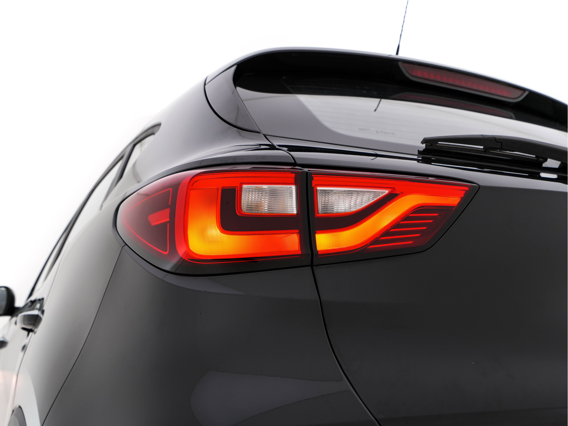 MG ZS EV Luxury 45 kWh { SOH-90%} (INCL-BTW) *PANO | LEATHER | CCS-FASTLOADER | KEYLESS | NAVI-FULLMAP | ADAPTIVE-CRUISE | CAMERA | CARPLAY | DAB | LANE-ASSIST | SPORT-SEATS | 17"ALU*