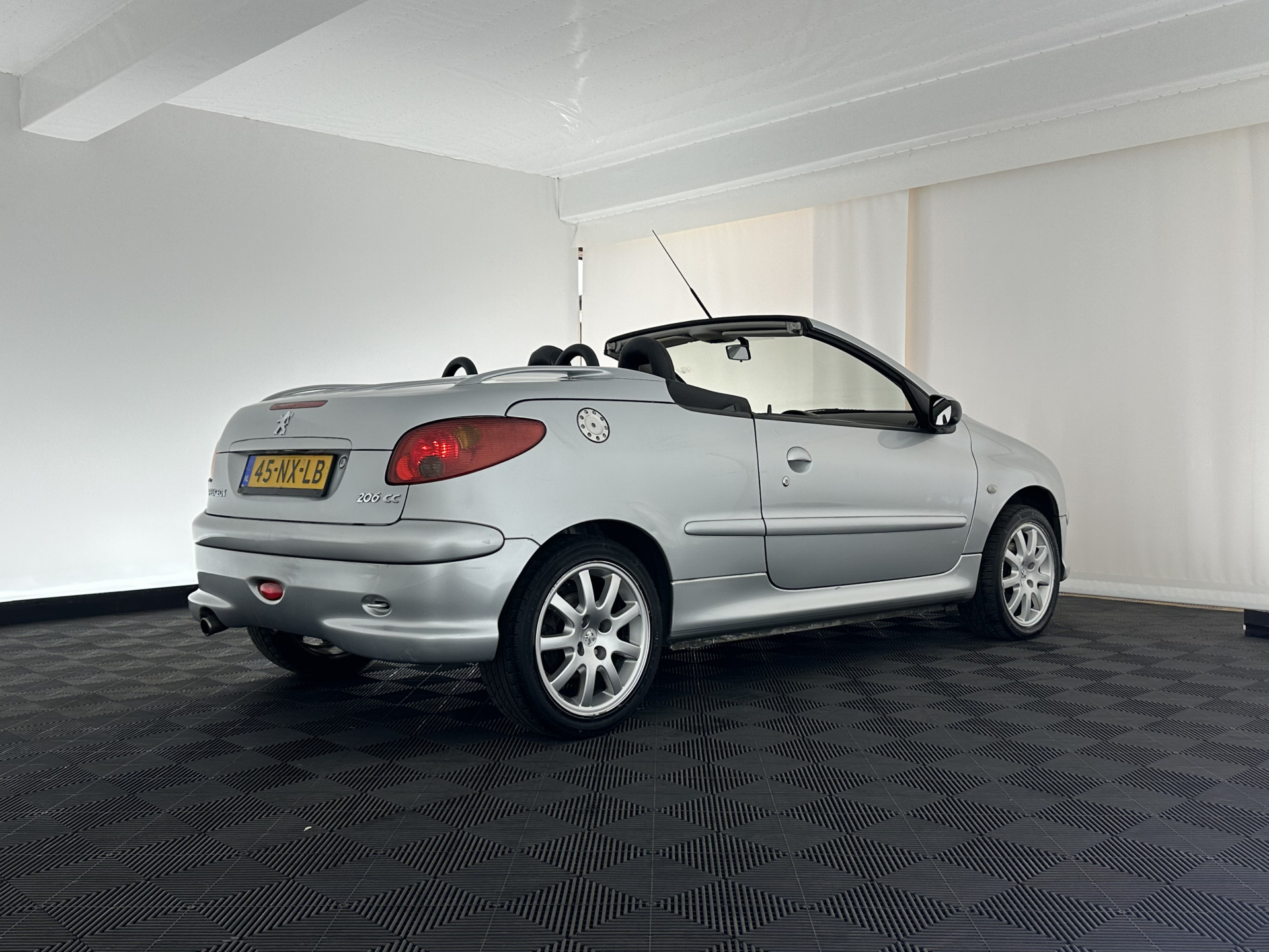 Peugeot 206 CC 1.6-16V *TWO-TONE-FULL-LEATHER | ECC | SPORT-SEATS |  RADIO-CD | 16"ALU*