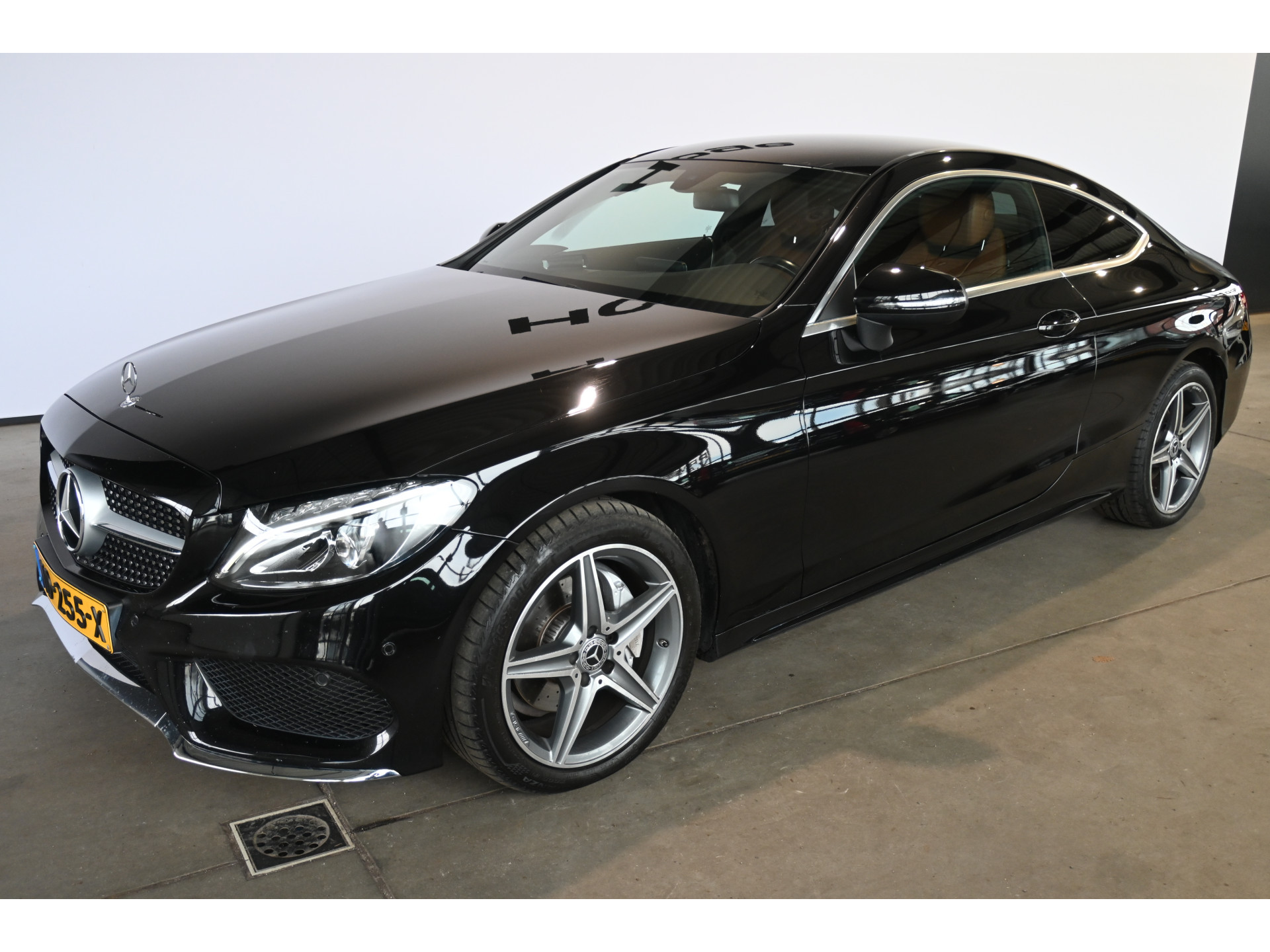 Mercedes-Benz C-klasse Coupé 220 d Edition 1 Automaat Clima Navigatie Leder Stoelverwarming Rijklaarprijs Inruil Mogelijk!