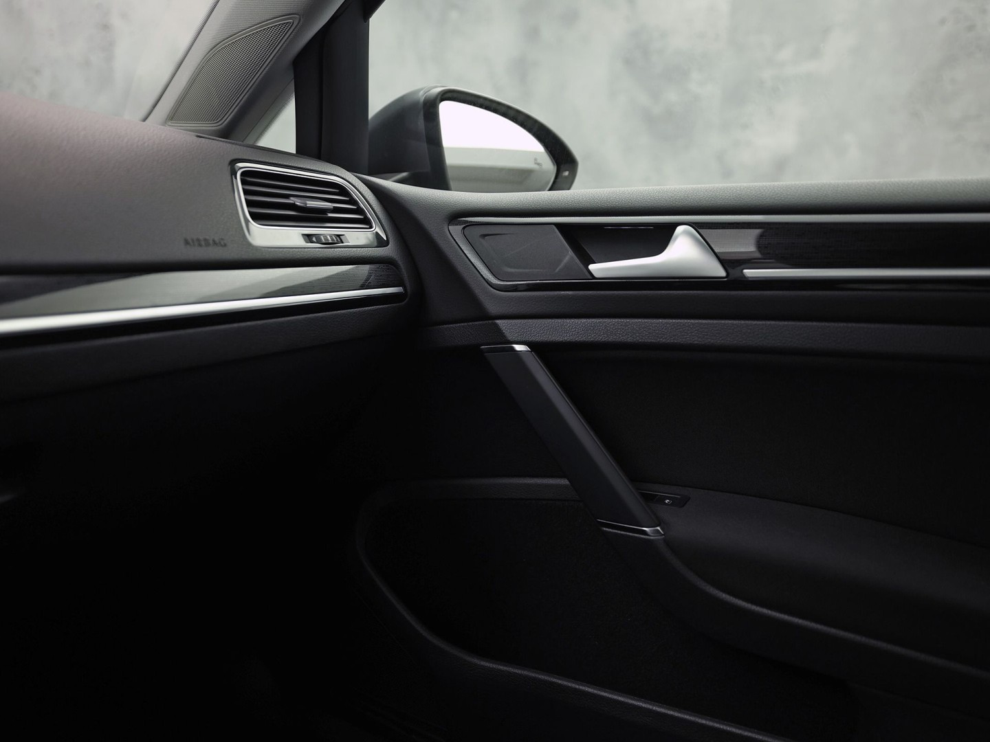 Volkswagen Golf Variant 1.5 TSI Highline 150Pk Automaat (VIRTUAL COCKPIT, APPLE CARPLAY, ALCANTARA, CAMERA, TREKHAAK, SPORTSTOELEN, GETINT GLAS, ADAPTIVE CRUISE, TREKHAAK, NIEUWSTAAT)