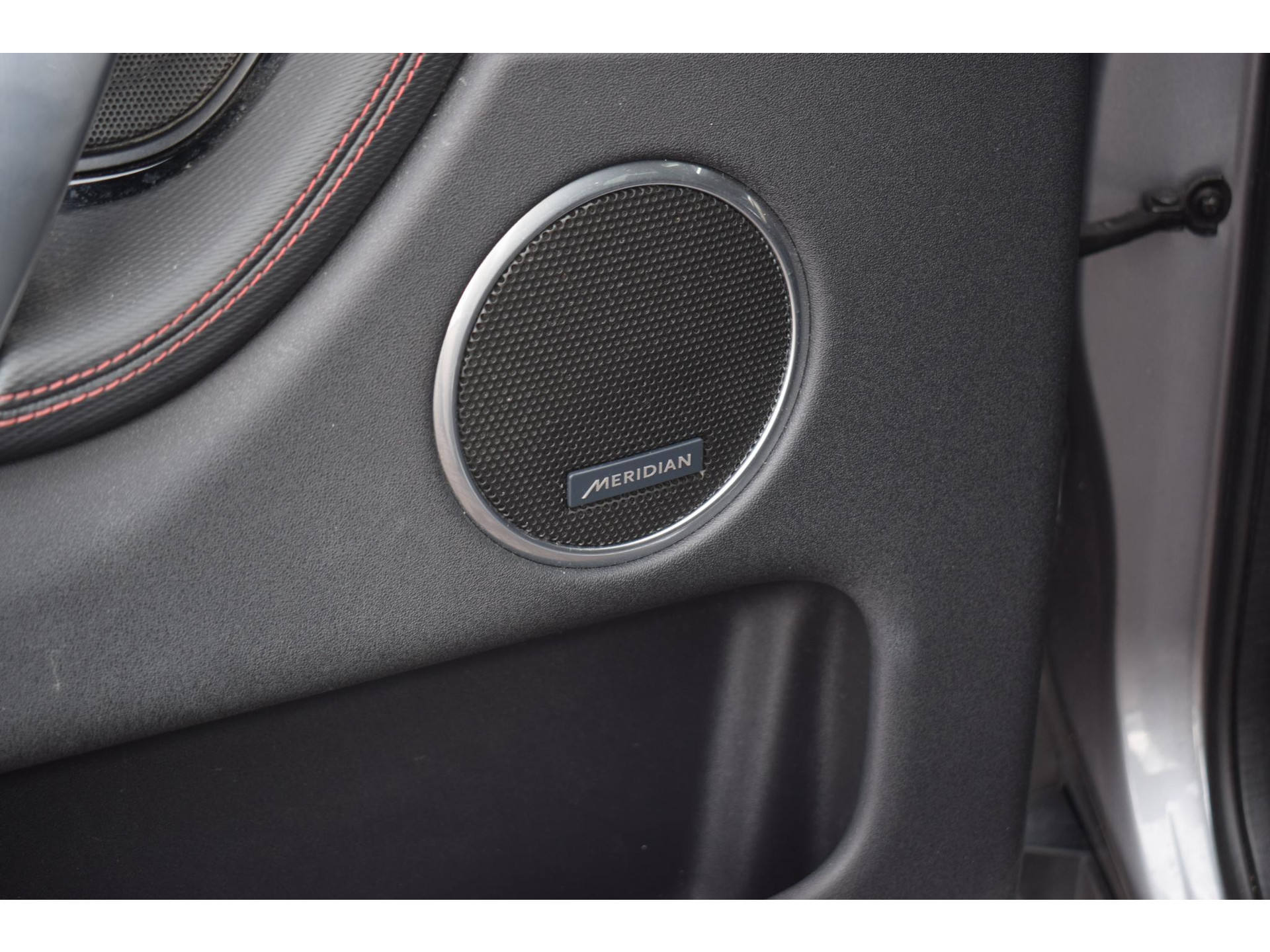 Land Rover Discovery Sport P300e 1.5 R-Dynamic HSE | Trekhaak | Meridian | Leer | Stuurverw. | Memory
