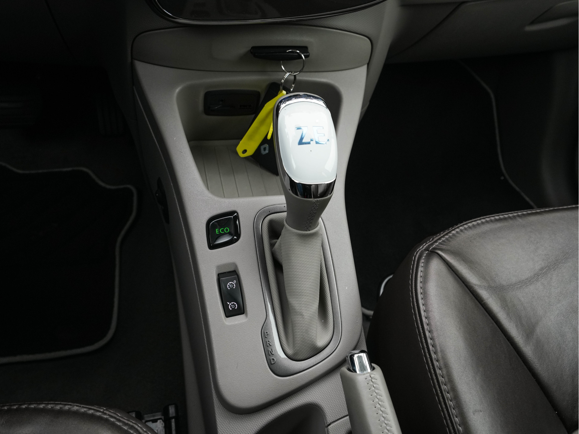 Renault ZOE R90 Bose 41 kWh (Inclusive-Battery) [ 3-Fase-22kW ] {SOH-85%} Aut.*LEATHER | BOSE-AUDIO | NAVI-FULLMAP | FULL-LED | DIGI-COCKPIT | CRUISE | ECC | PDC | PRIVACY-GLASS | HEATED-COMFORTSEATS | 16"ALU*