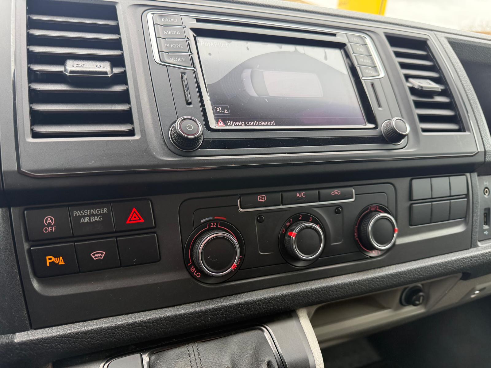 Volkswagen Transporter 2.0 TDI L2H1 DC Highline | 2E EIGENAAR | NW DISTR RIEM | NAVI | CAMERA | CRUISE |AIRCO |