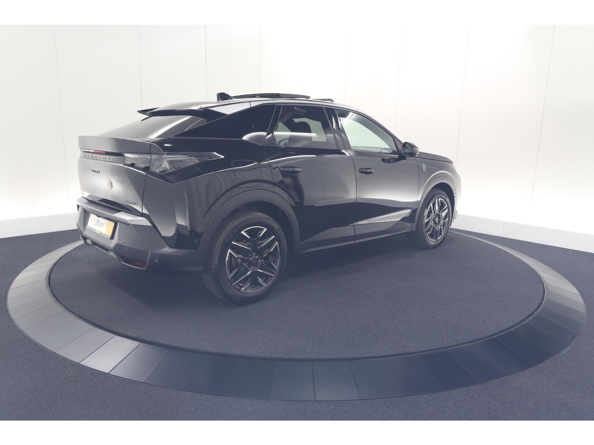 Peugeot 3008 1.2 Hybrid 136 GT | Panoramadak | 360 Camera | Stoelverwarming | Elektrische Kofferklep | Allseason Banden