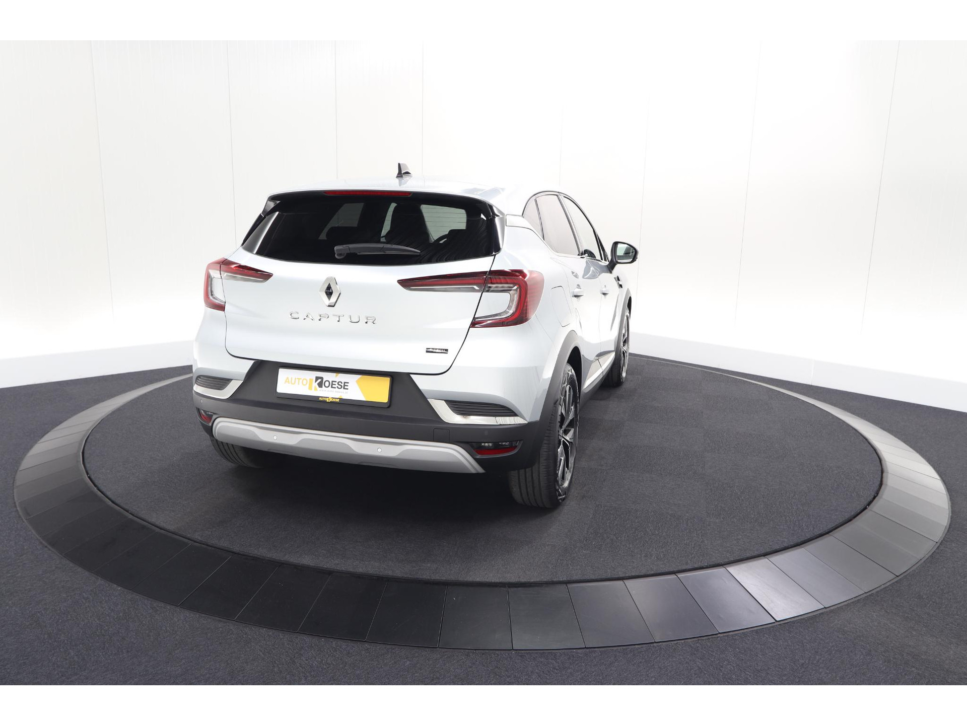 Renault Captur 1.6 E-Tech full hybrid 145 techno | Camera | Parkeersensoren | Climate control | Keyless