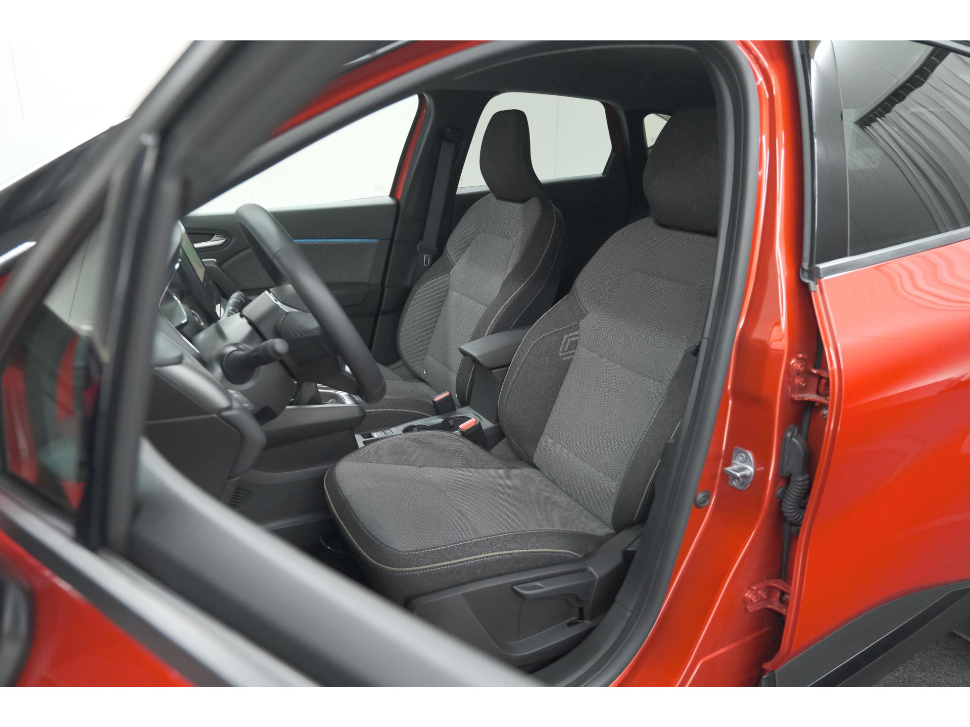 Renault Captur TCe 90 techno | Nieuw Model | Camera | Harman Kardon | Apple Carplay | Parkeersensoren | 18 Inch Lichtmetalen Velgen