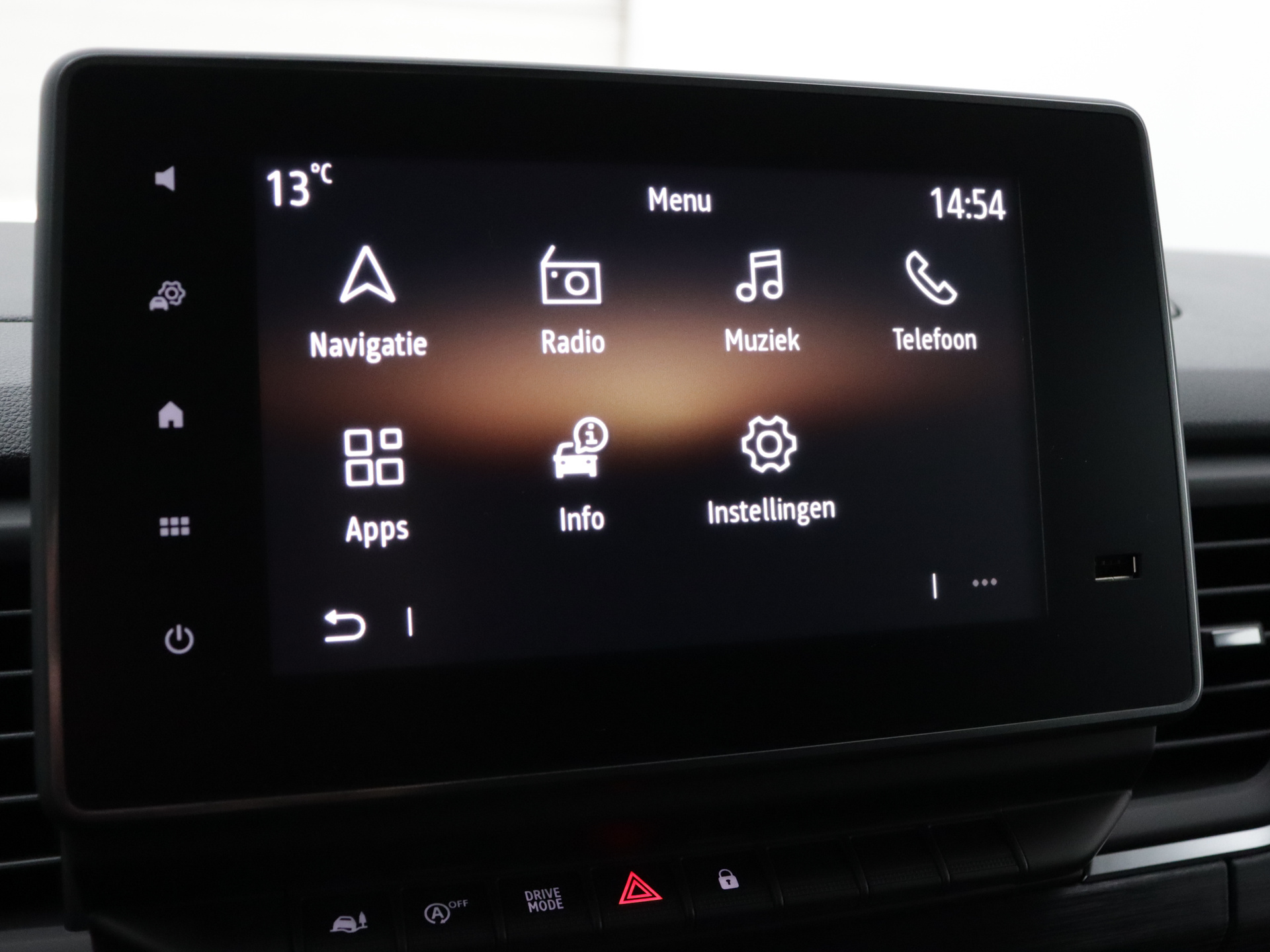 Renault Trafic 170PK L2H1 | 2 SCHUIFDEUREN | Luxe | DC DUBBEL CABINE BLACK EDITION | FULL OPTION | NAVIGATIE | CAMERA | KEYLESS | PARKEERSENSOREN