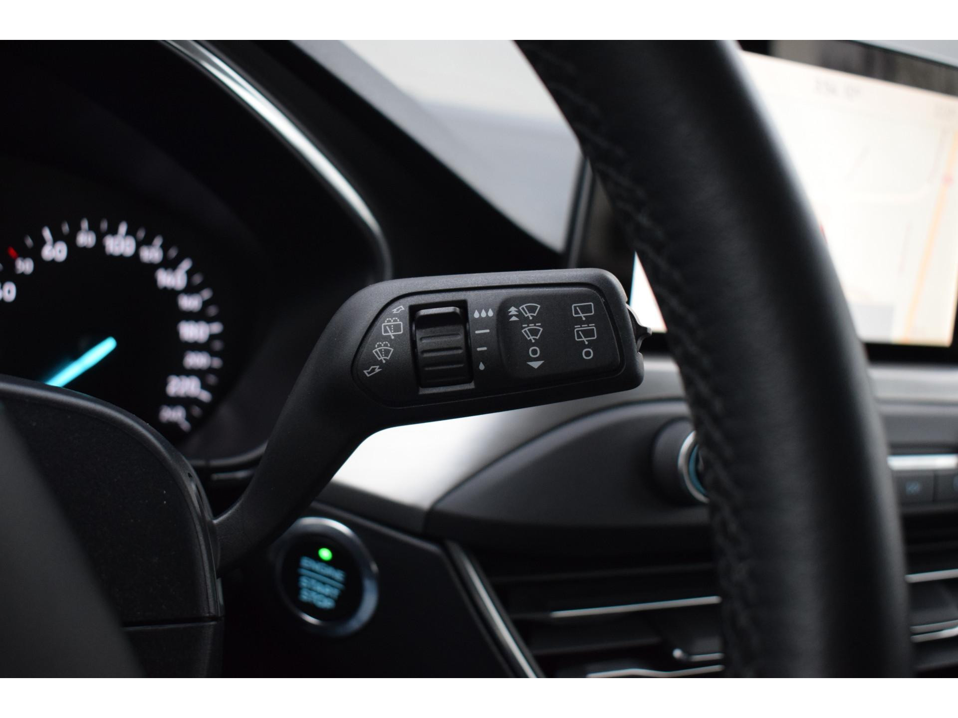 Ford Focus Wagon Wagon 1.5 EcoBlue Titanium Business | Automaat | Trekhaak | Apple CarPlay | Climate