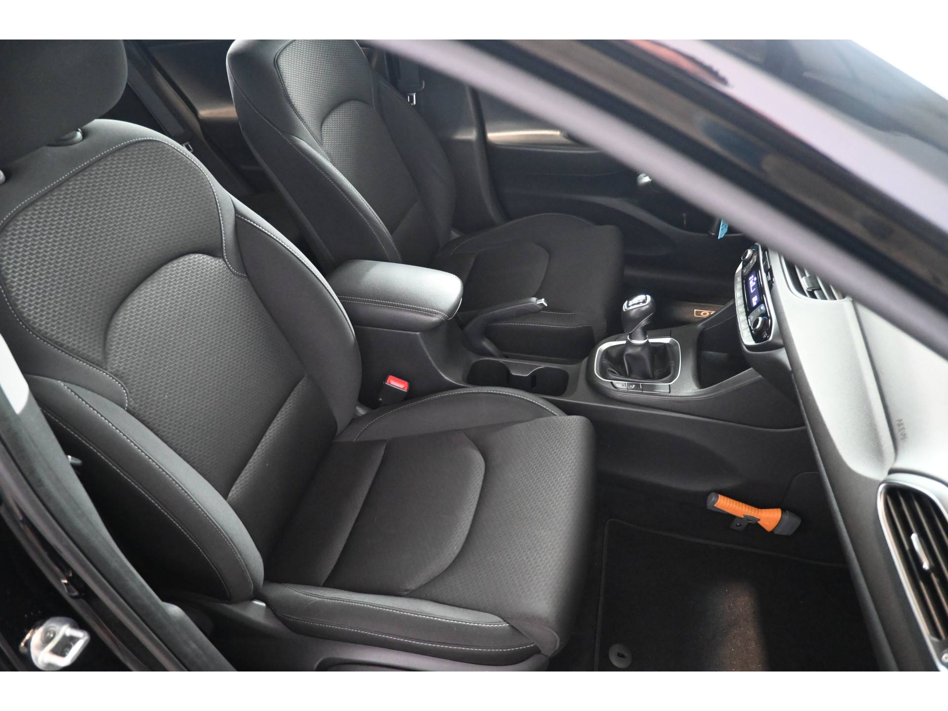 Hyundai i30 Wagon 1.4 T-GDI Comfort Clima Navigatie Camera Trekhaak Rijklaarprijs Inruil Mogelijk!