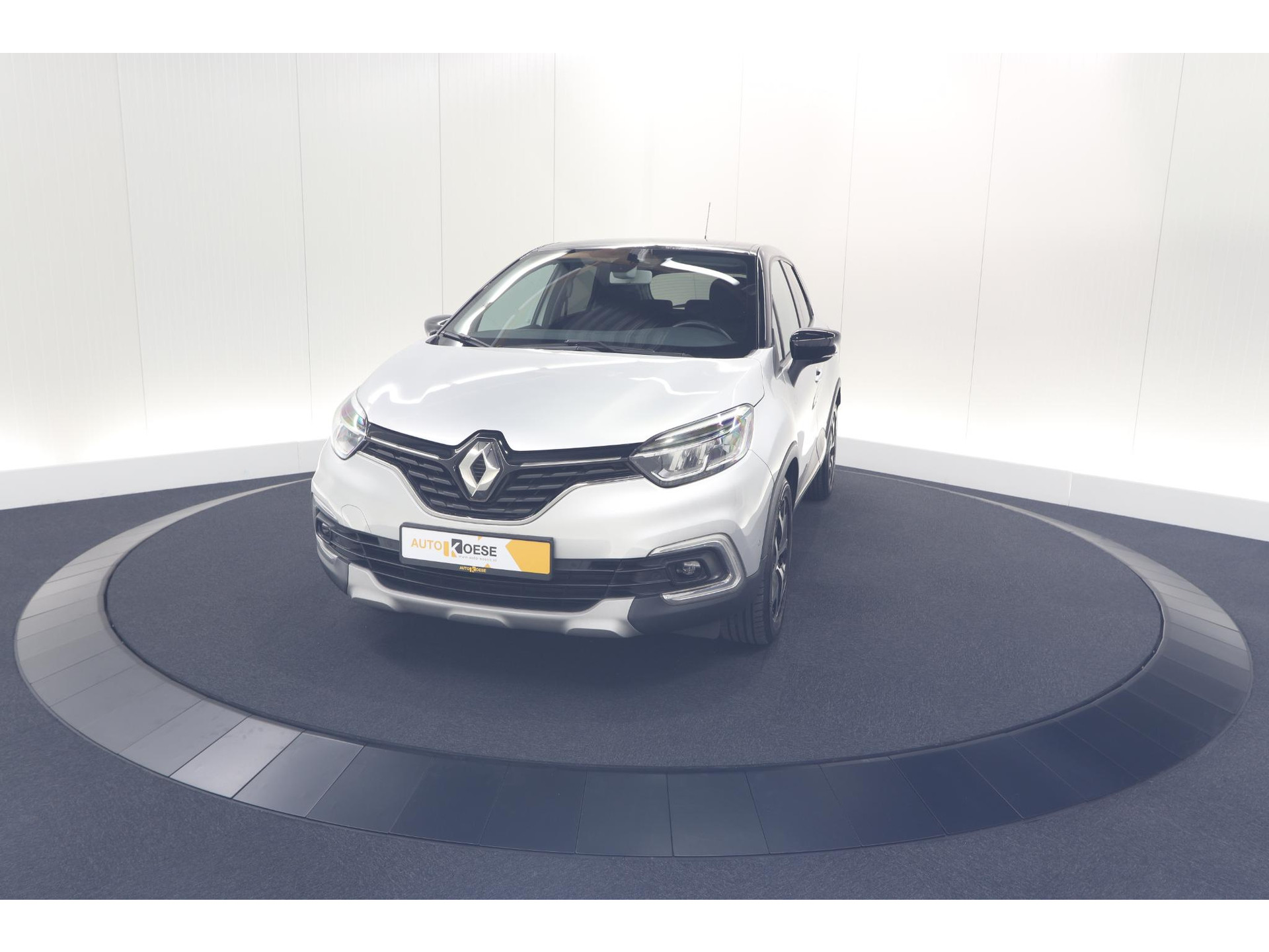 Renault Captur TCe 90 Intens | Camera | Dodehoekdetectie | Navigatie | Parkeersensoren