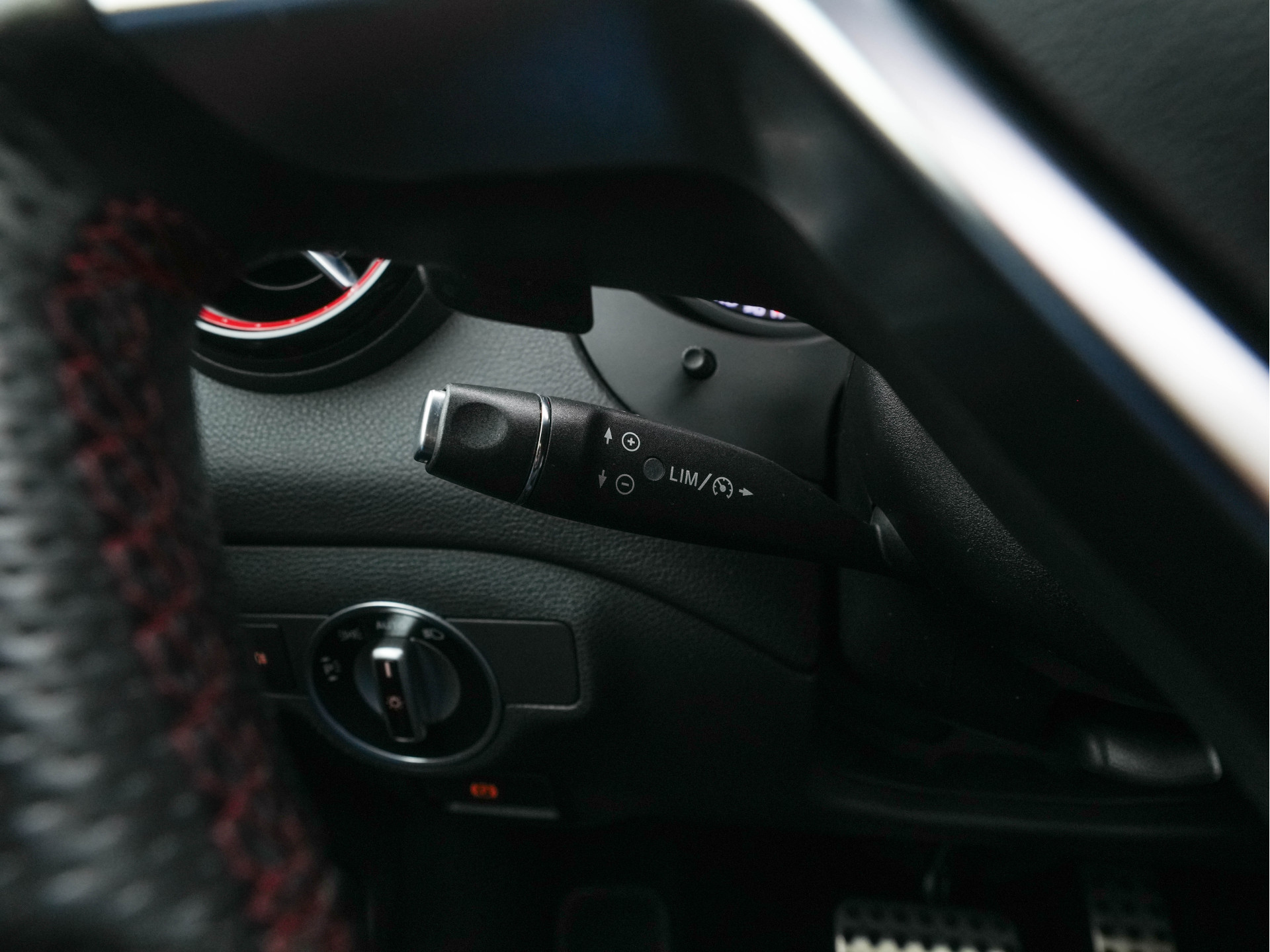 Mercedes-Benz GLA-klasse AMG 45 4MATIC *PANO | XENON | LEATHER-ALCANTARA | MEMORY-PACK | HARMAN/KARDON-AUDIO | KEYLESS |  CAMERA | SPORT-SEATS | HEATED-SEATS | NAVI-FULLMAP | SHIFT-PADDLES  | ECC | PDC | CRUISE | 20''ALU*