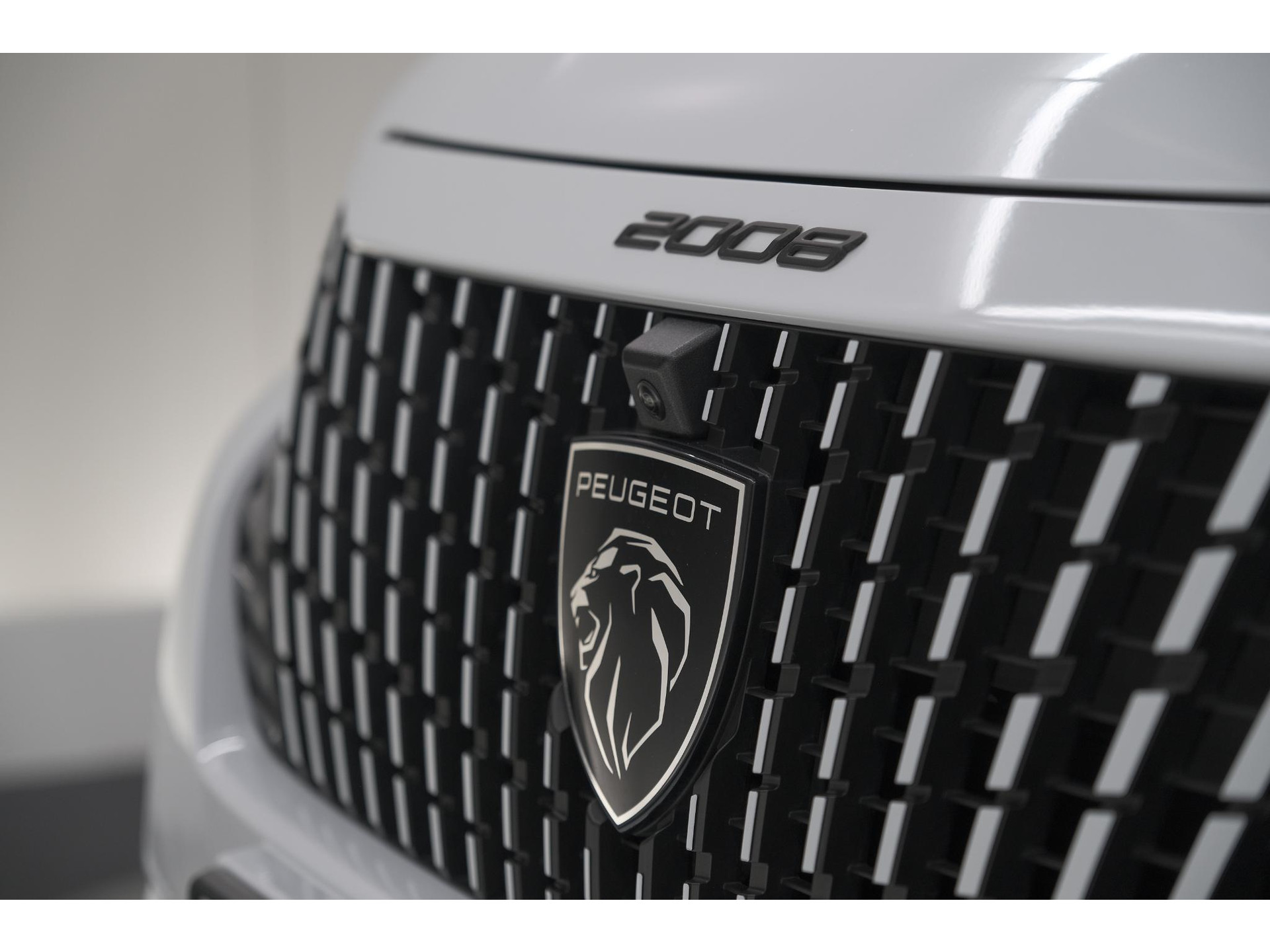 Peugeot 2008 PureTech 130 EAT8 GT | 360 Camera | Adaptieve Cruise Control | Pack Alcantara | Apple Carplay