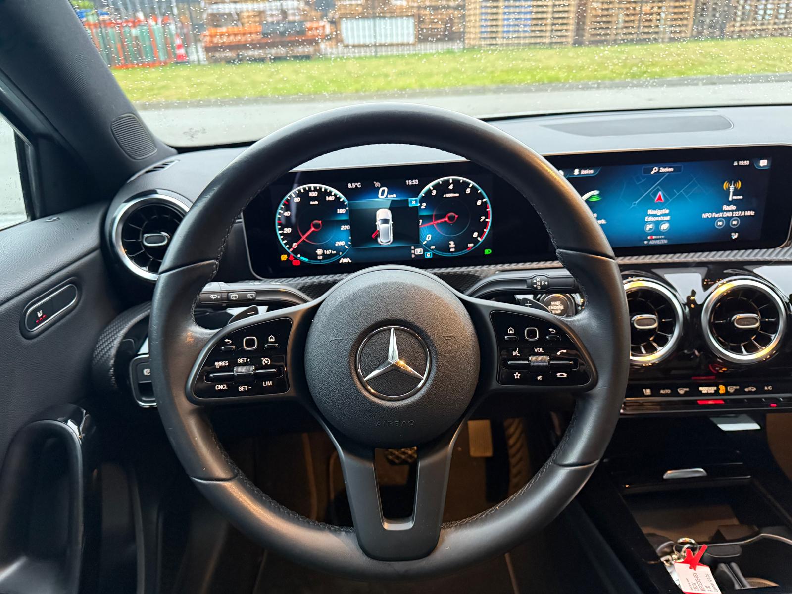 Mercedes-Benz A-klasse 180 Business Solution | 3/6/12MND GARANTIE | NAVIGATIE | CRUISE |LED | DAB | PDC | LMV | GOED ONDERHOUDEN |